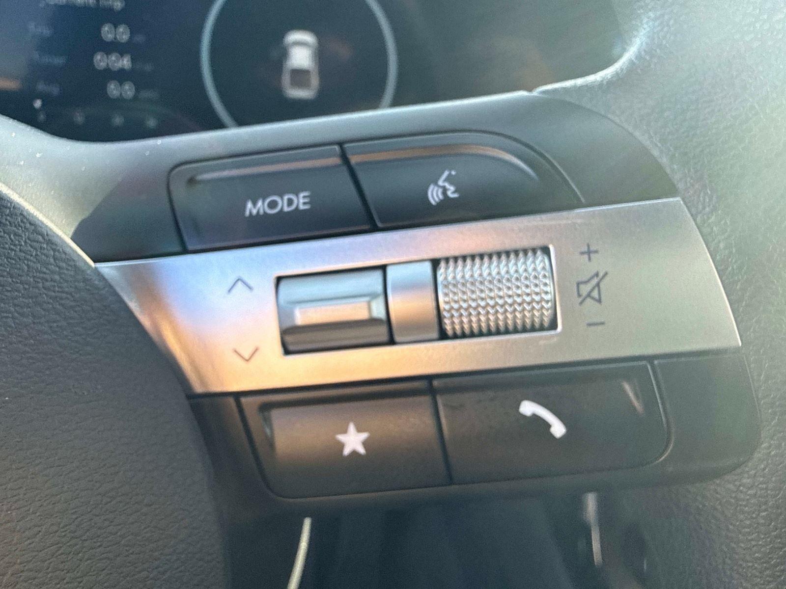 2025 Hyundai Santa Cruz SEL Activity