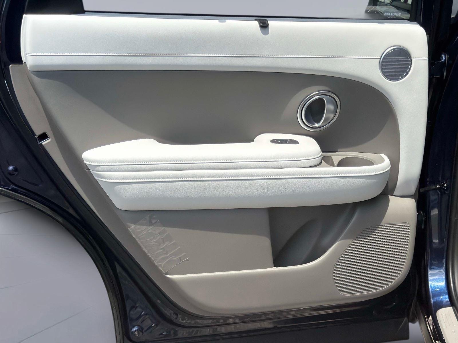 2026 Hyundai Palisade Hybrid Blue SEL Premium 8P