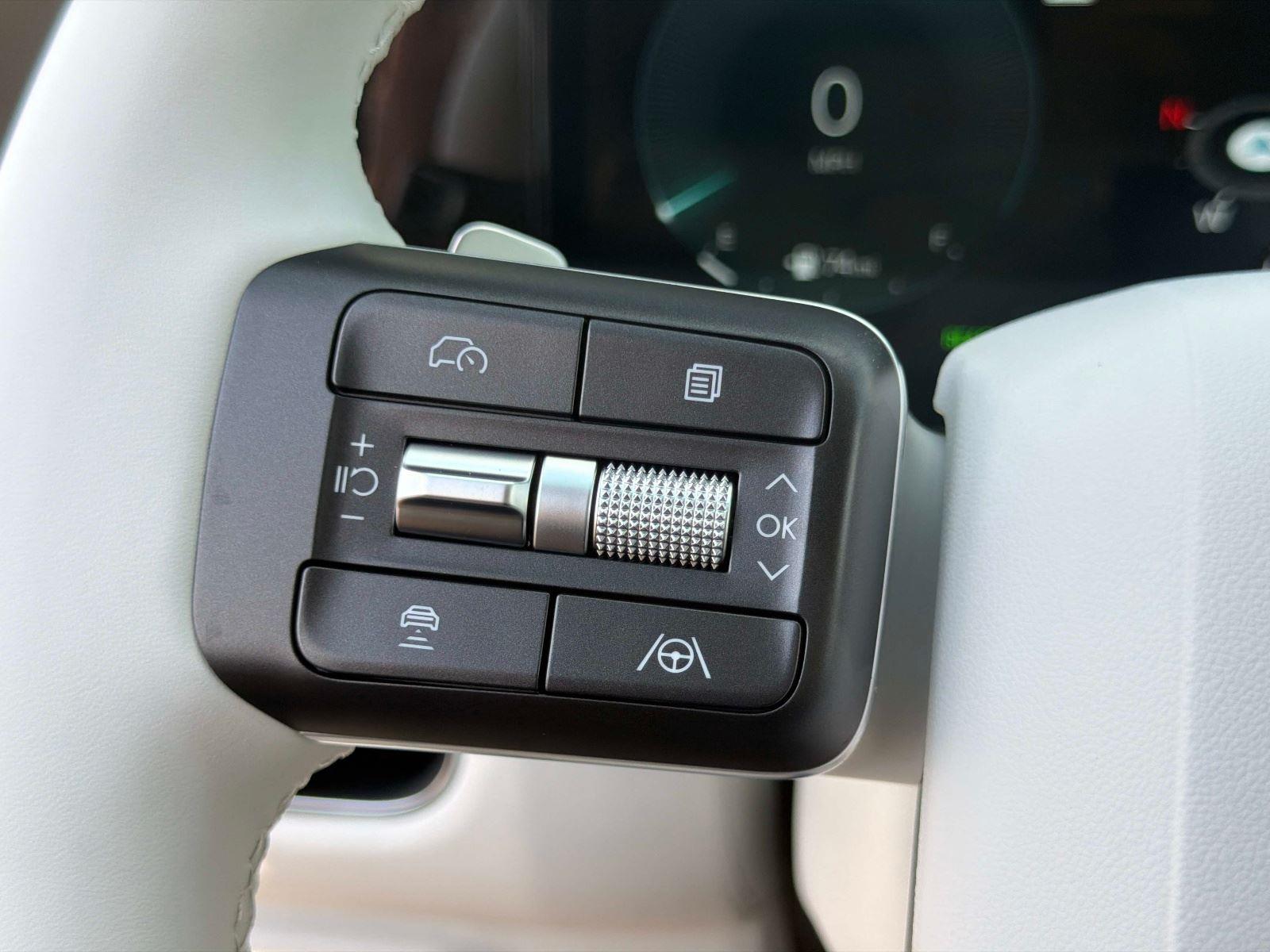 2026 Hyundai Palisade Hybrid Blue SEL 7P
