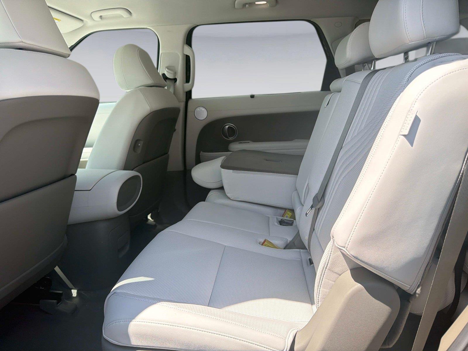 2026 Hyundai Palisade Hybrid Blue SEL 8P