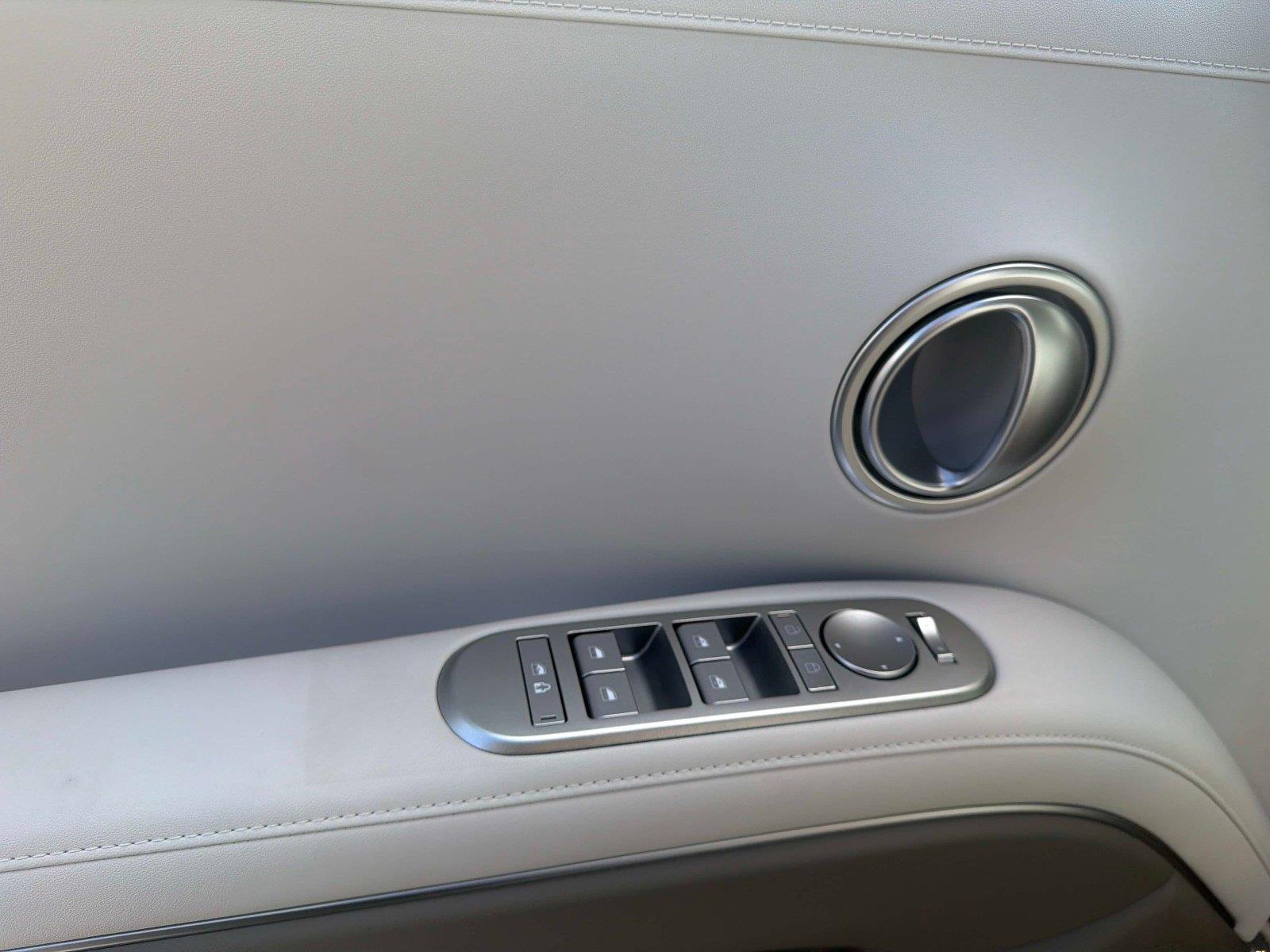 2026 Hyundai Palisade Hybrid Blue SEL 8P