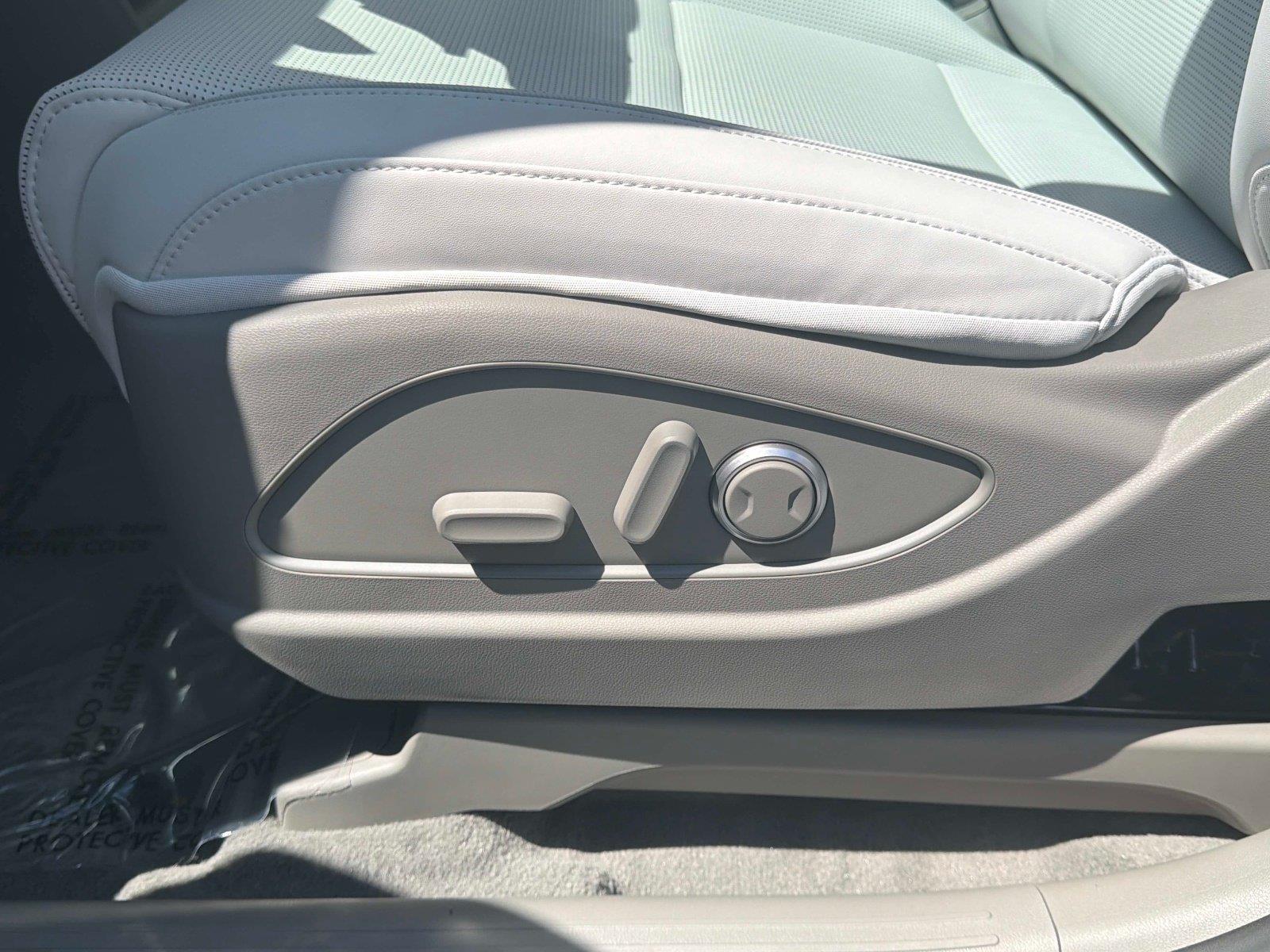 2026 Hyundai Palisade Hybrid Blue SEL 8P