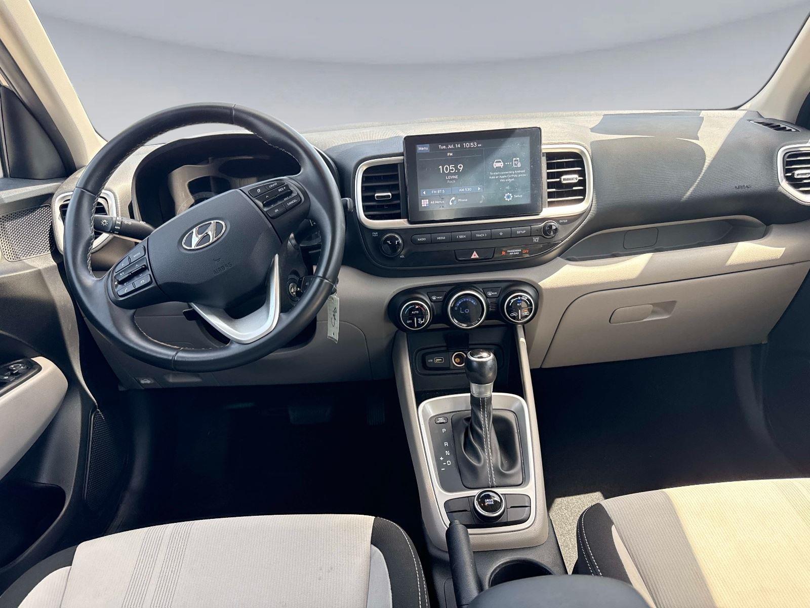 2022 Hyundai Venue SEL