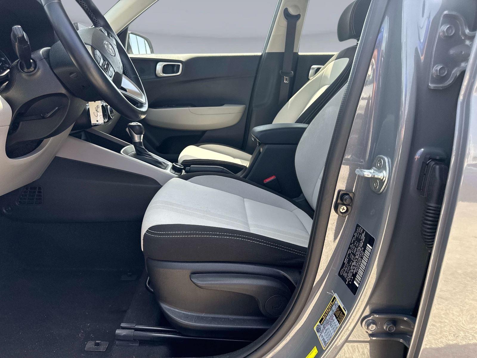 2022 Hyundai Venue SEL