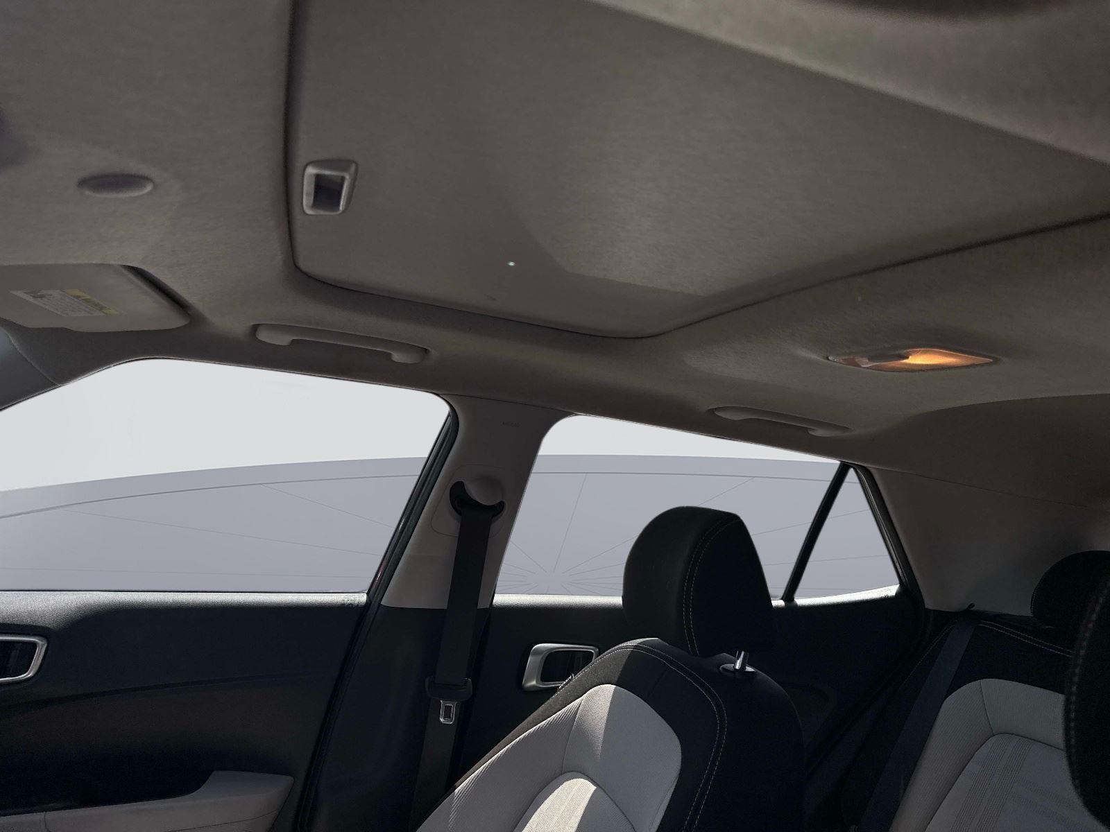 2022 Hyundai Venue SEL