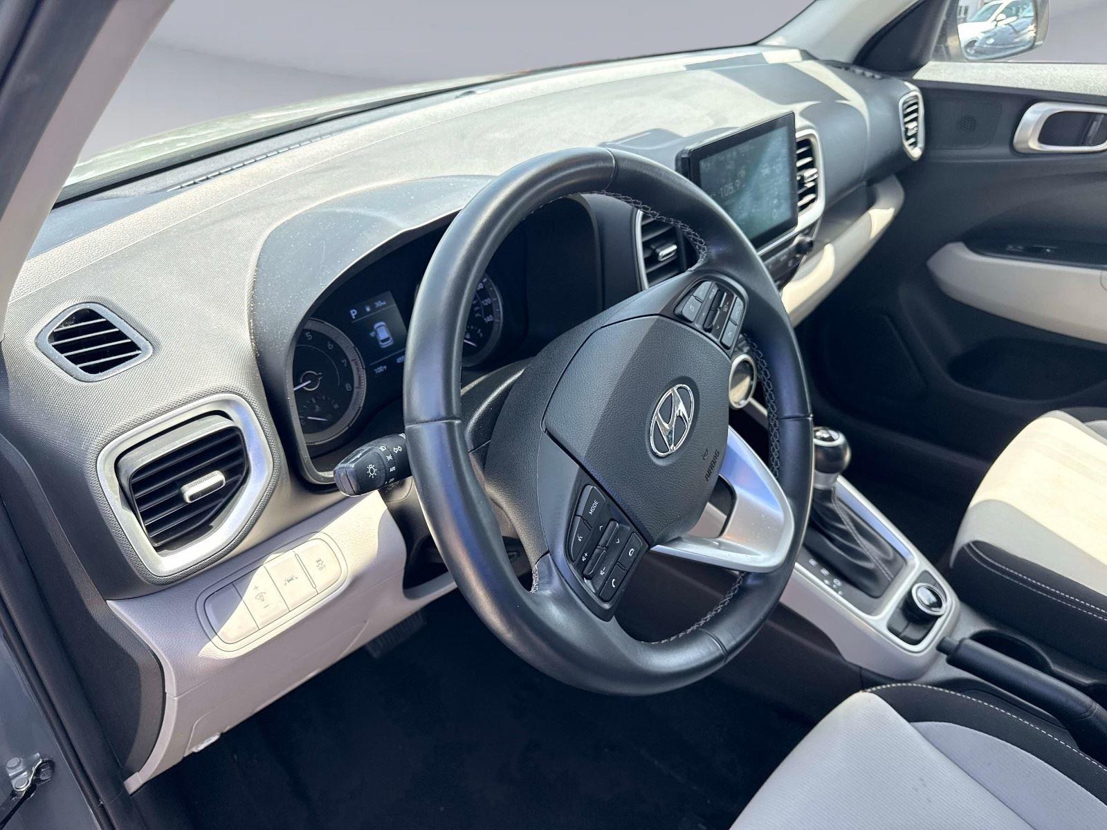 2022 Hyundai Venue SEL