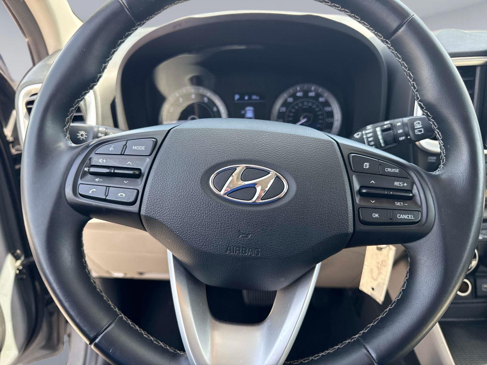 2022 Hyundai Venue SEL