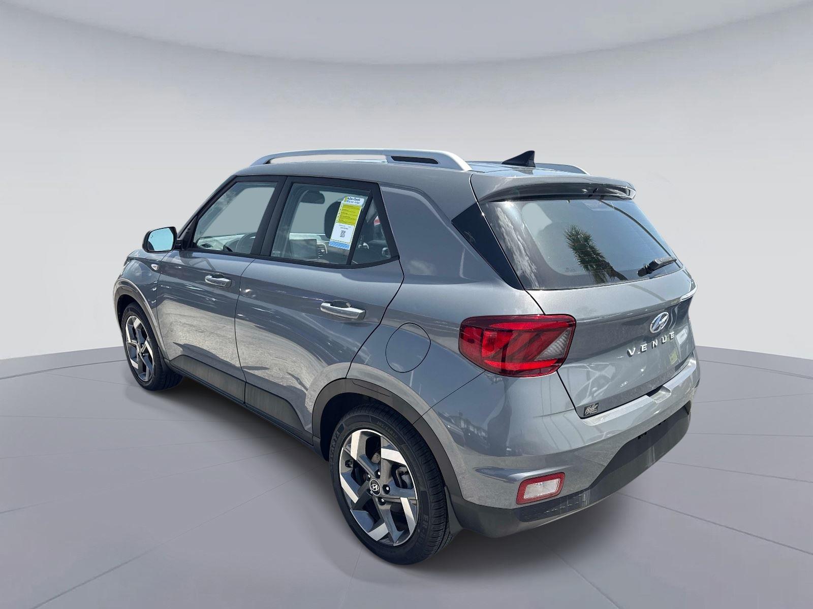 2022 Hyundai Venue SEL