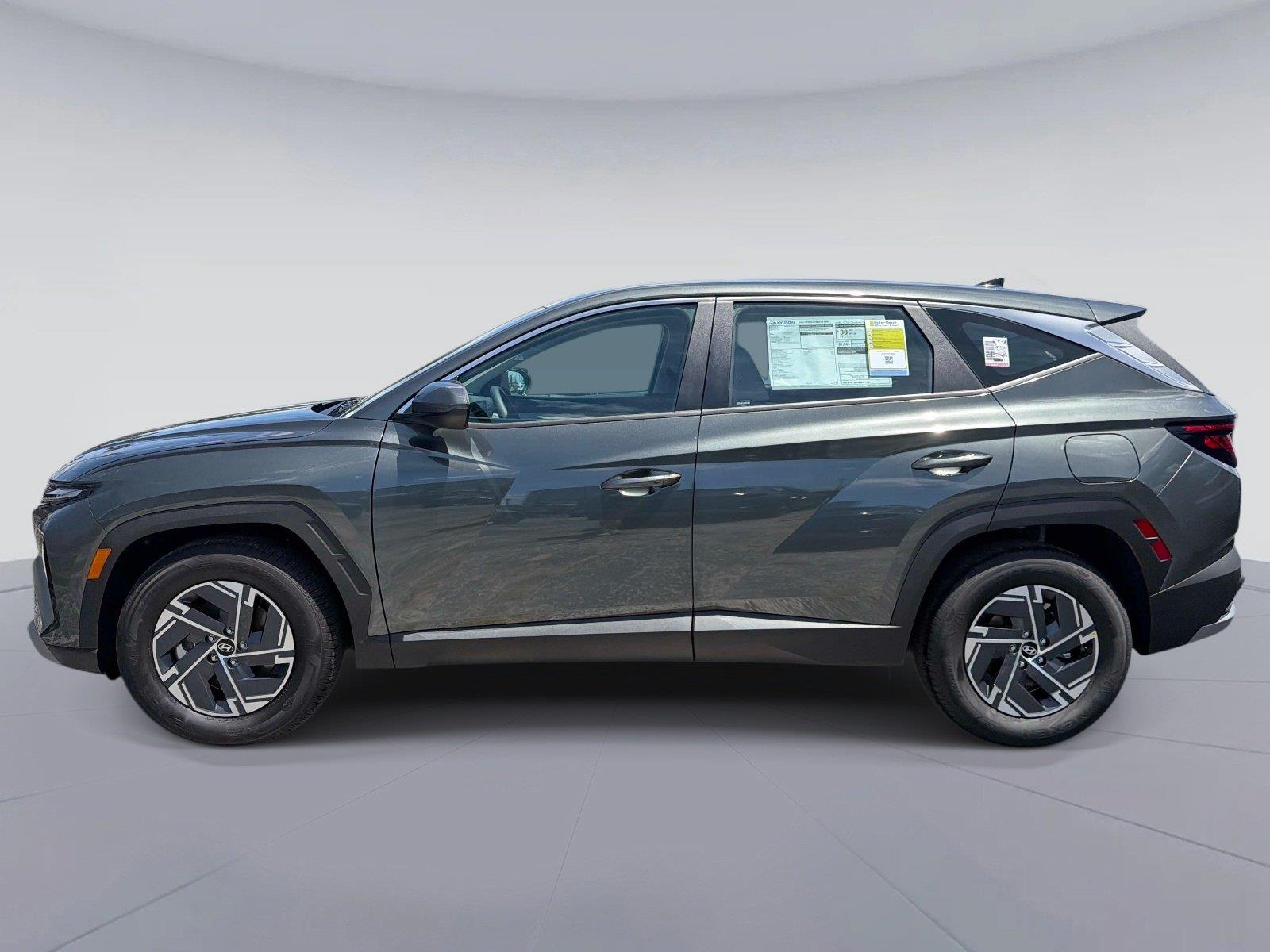 2026 Hyundai Tucson Hybrid SE