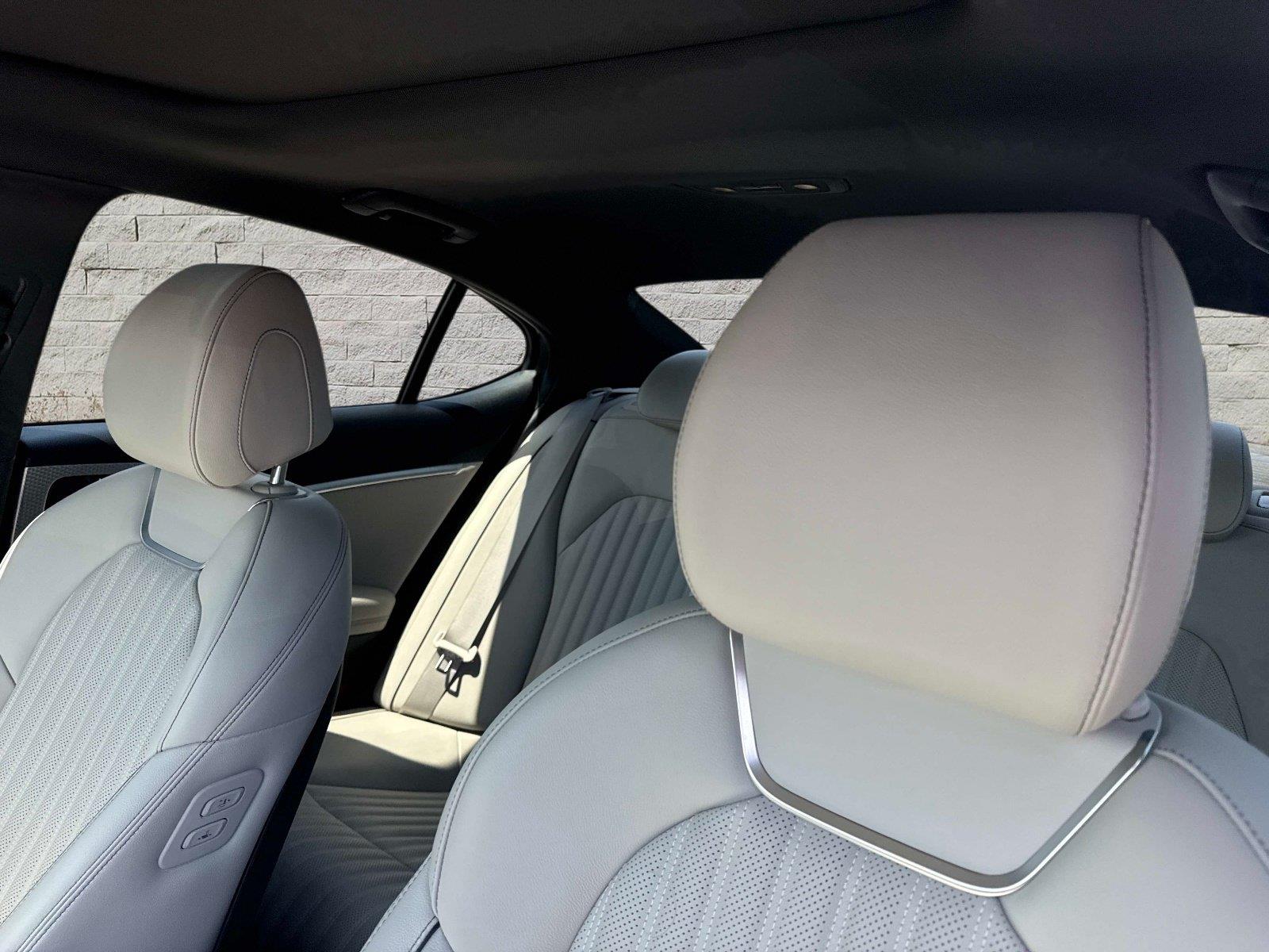 2023 Genesis G70 2.0T