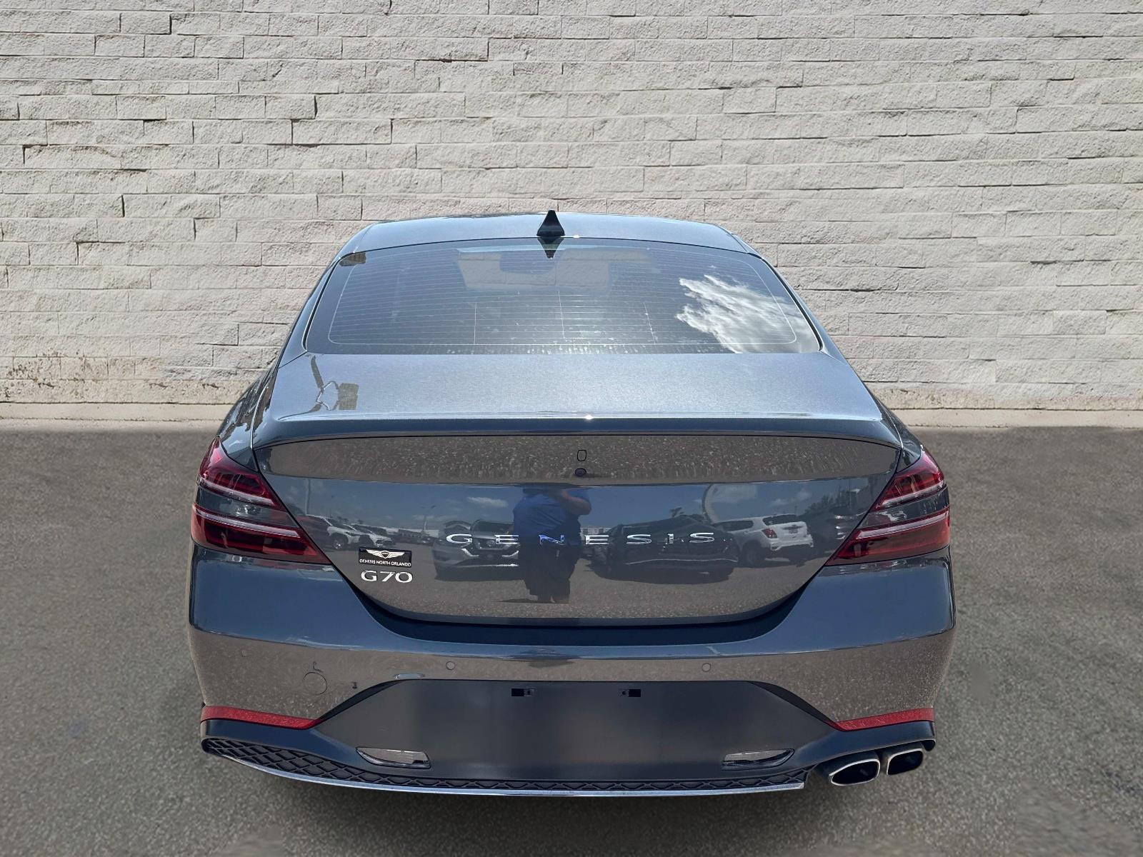 2023 Genesis G70 2.0T