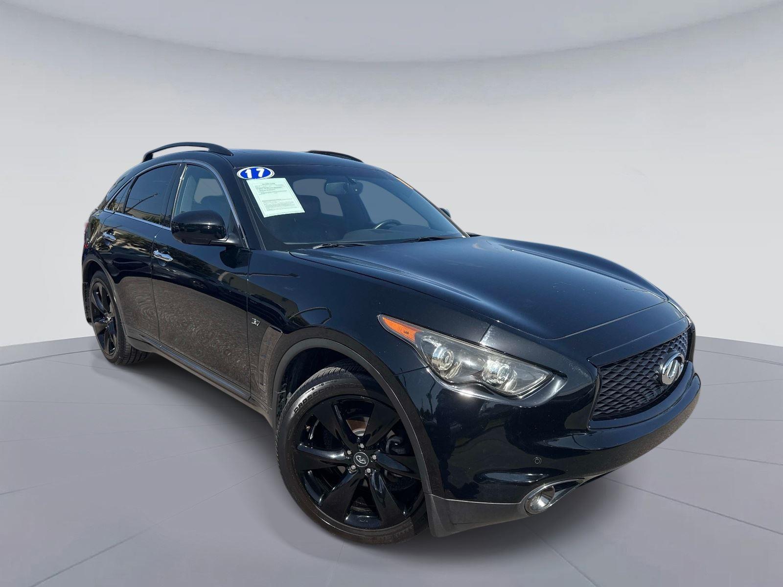 2017 INFINITI QX70