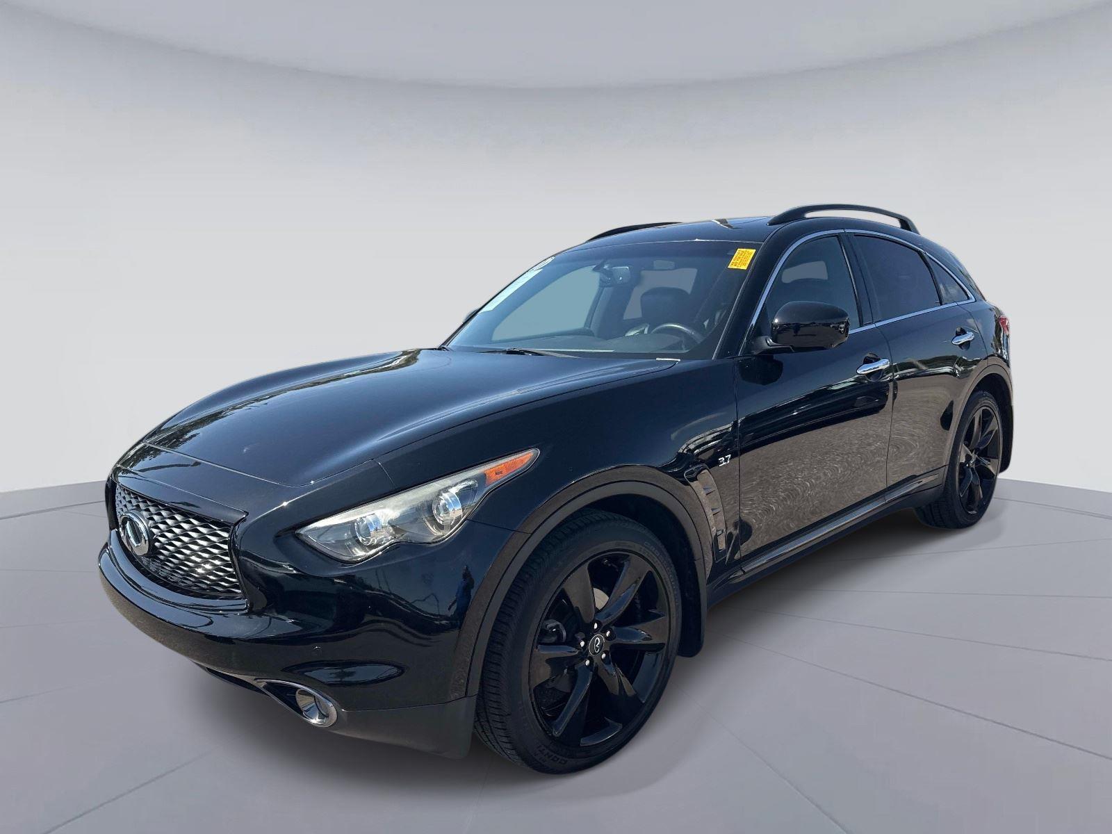 2017 INFINITI QX70