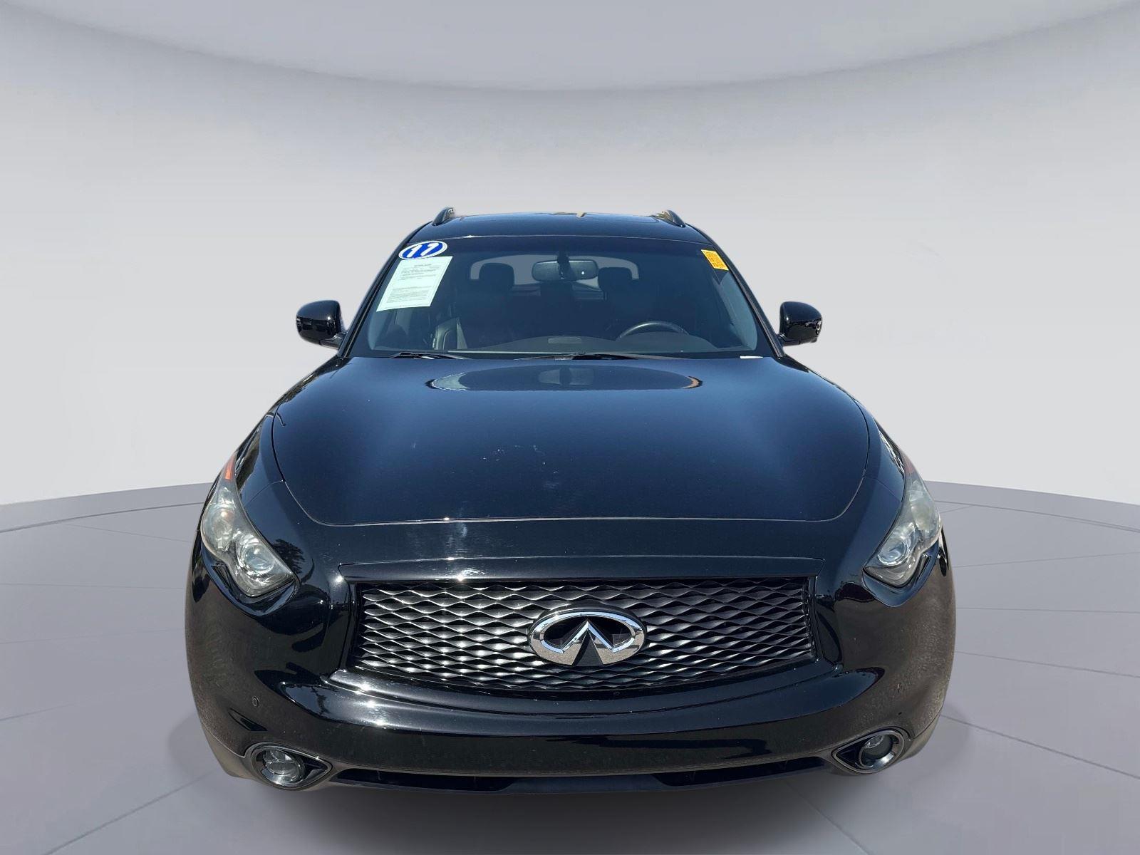2017 INFINITI QX70