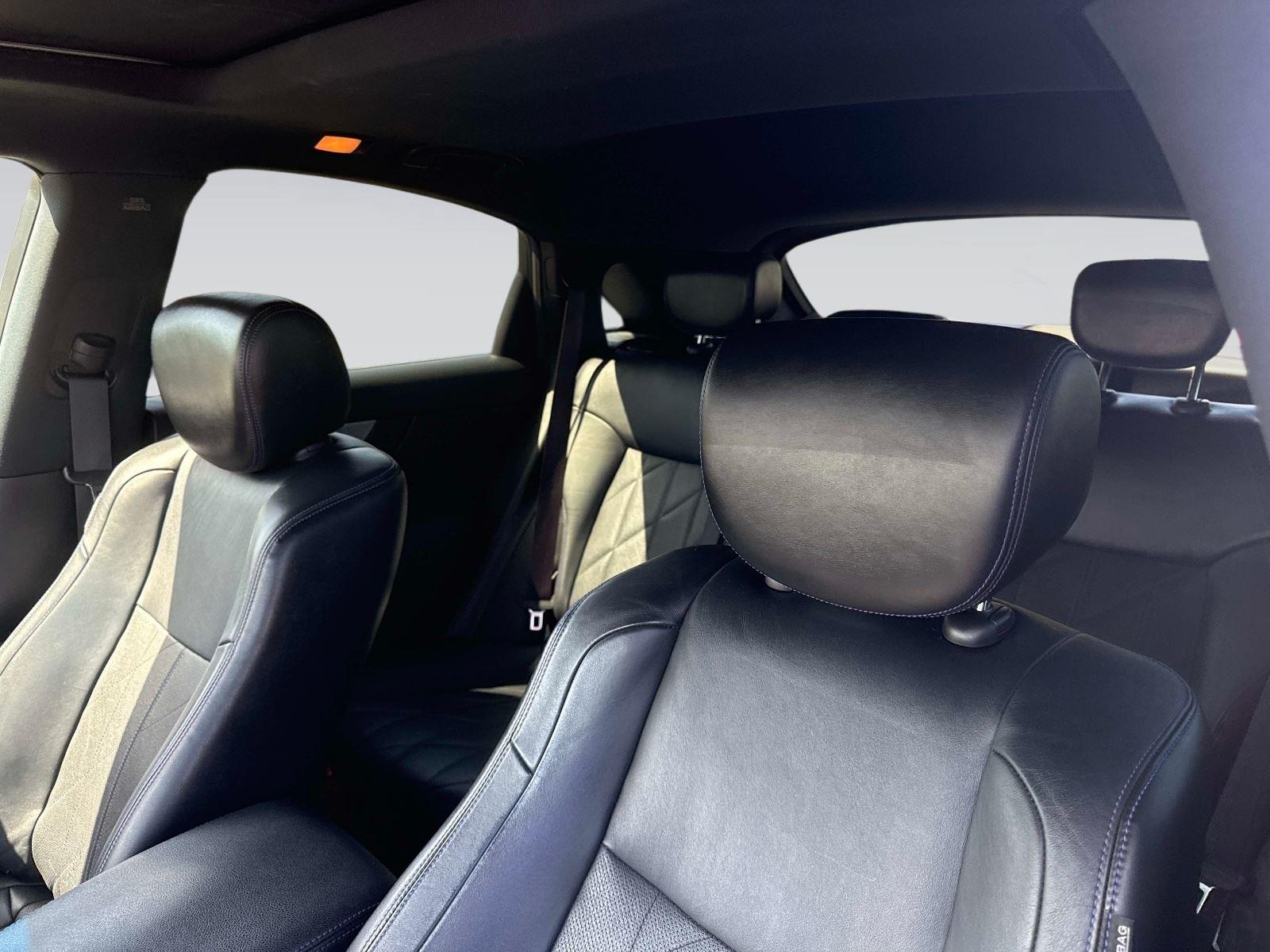 2017 INFINITI QX70