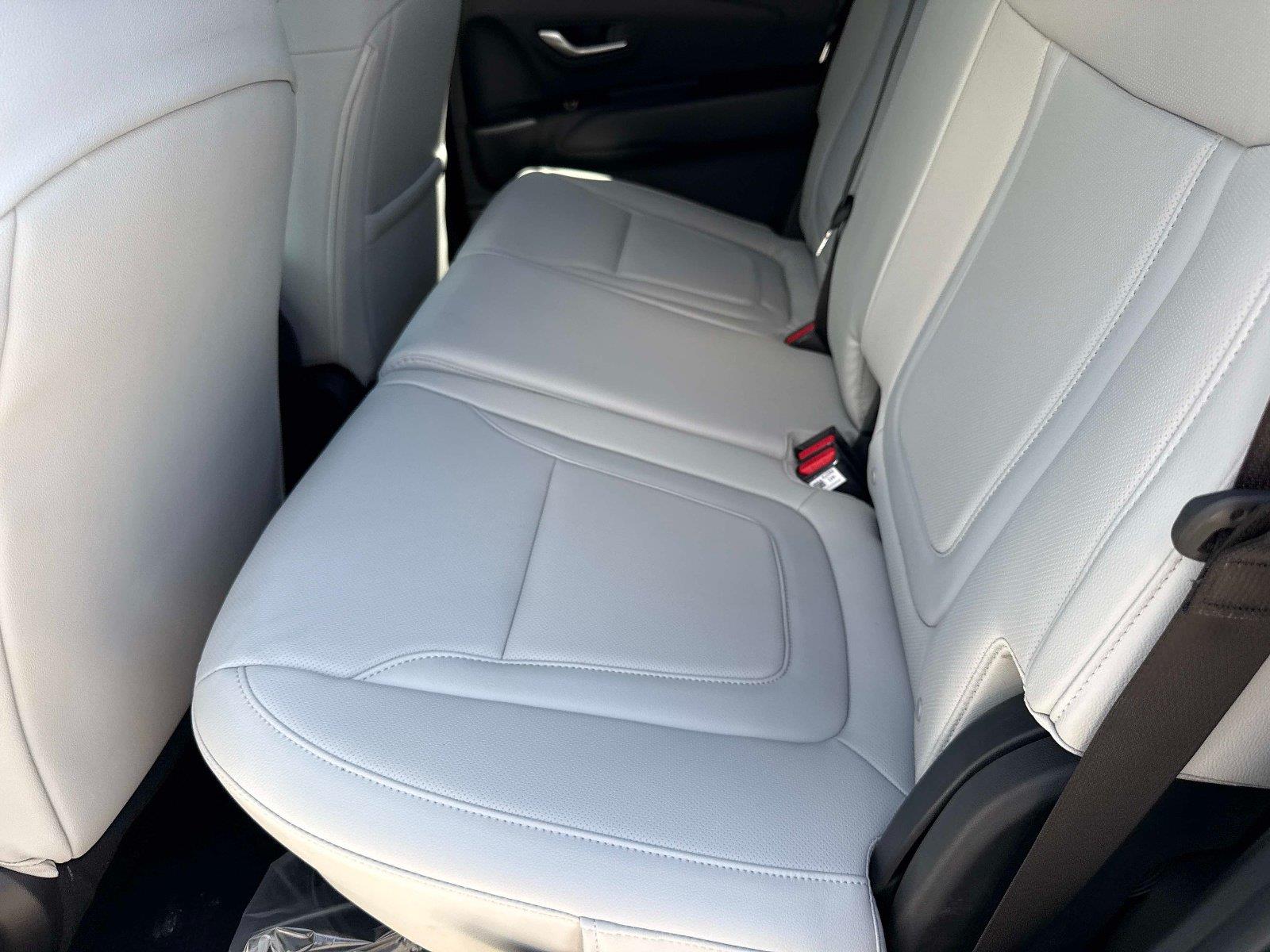 2027 Hyundai Santa Cruz SE