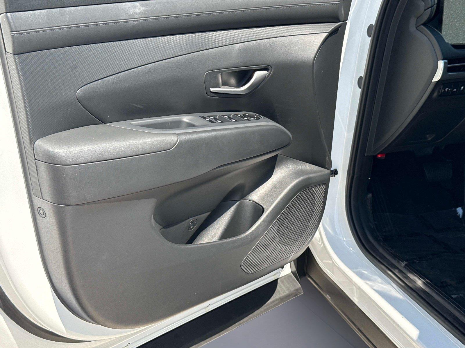 2027 Hyundai Santa Cruz SE