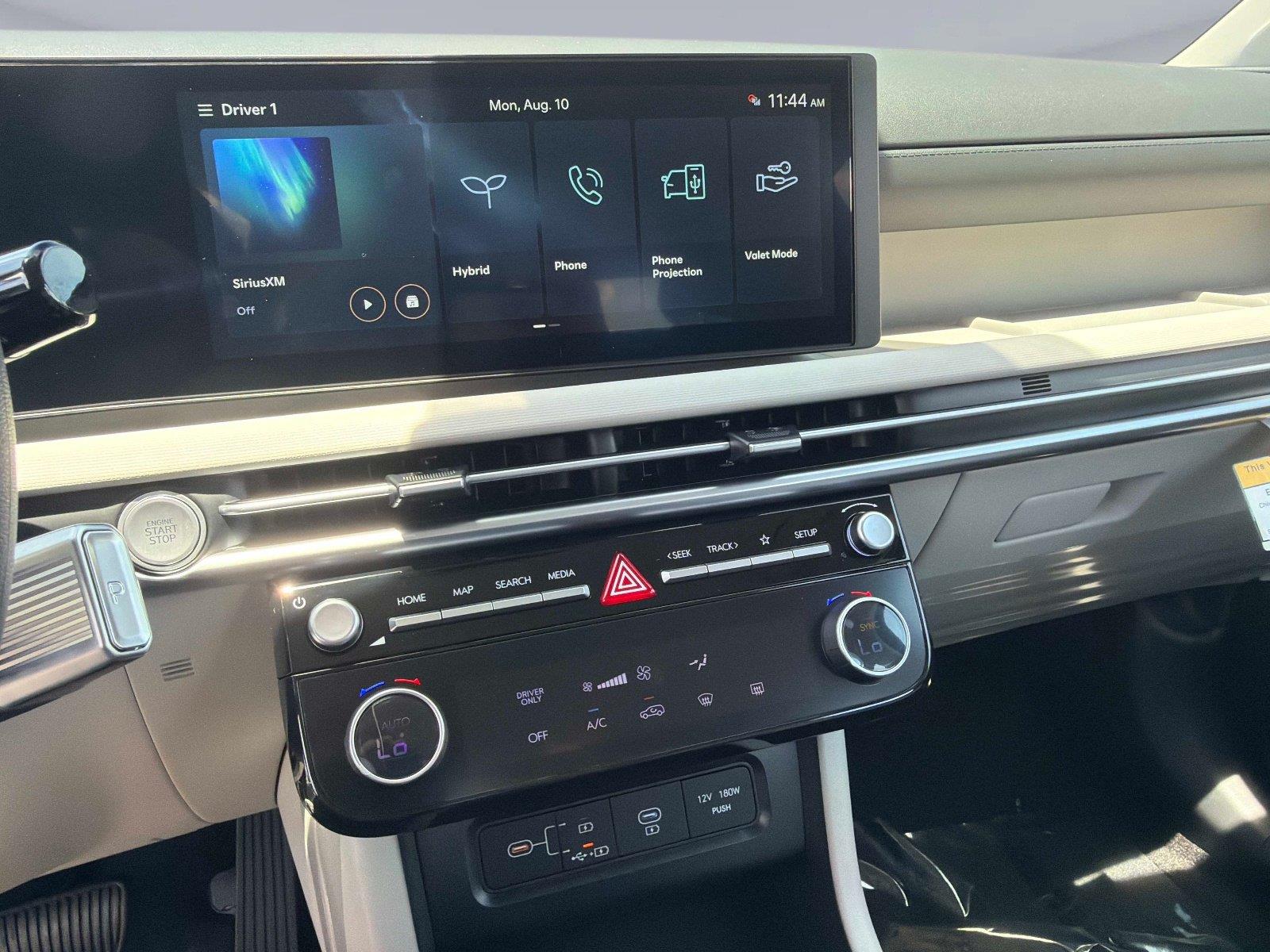 2026 Hyundai Tucson Hybrid SE