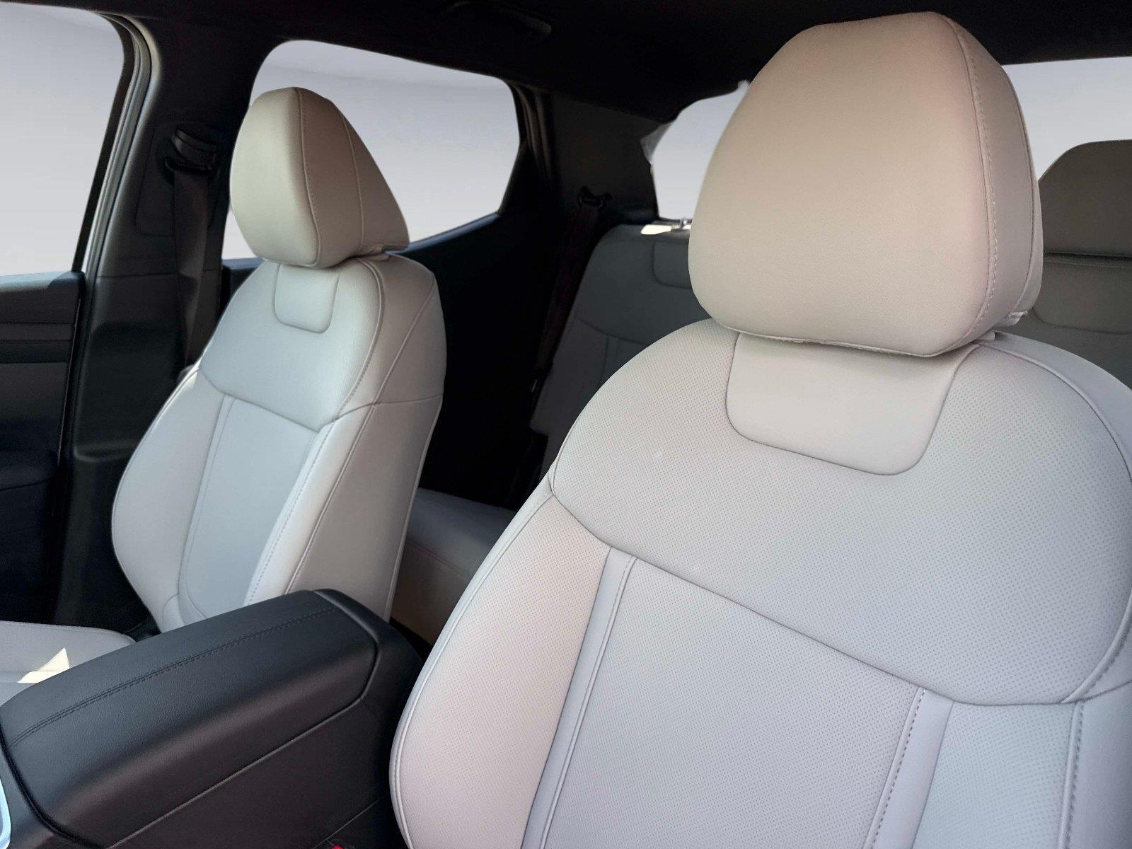 2027 Hyundai Santa Cruz SE