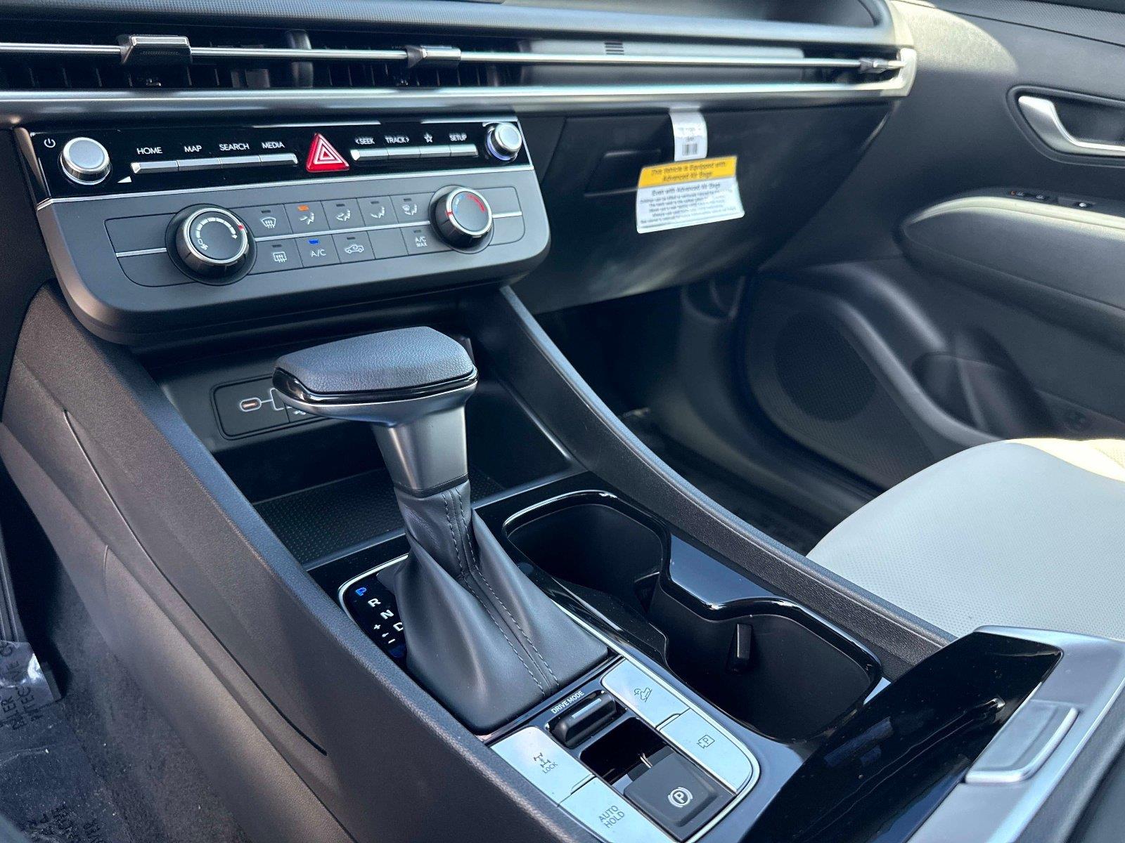 2027 Hyundai Santa Cruz SE