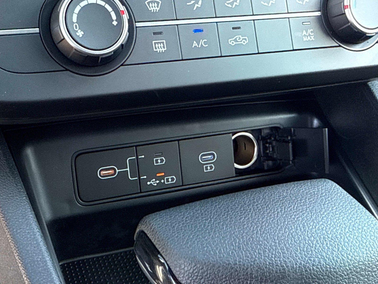 2027 Hyundai Santa Cruz SE