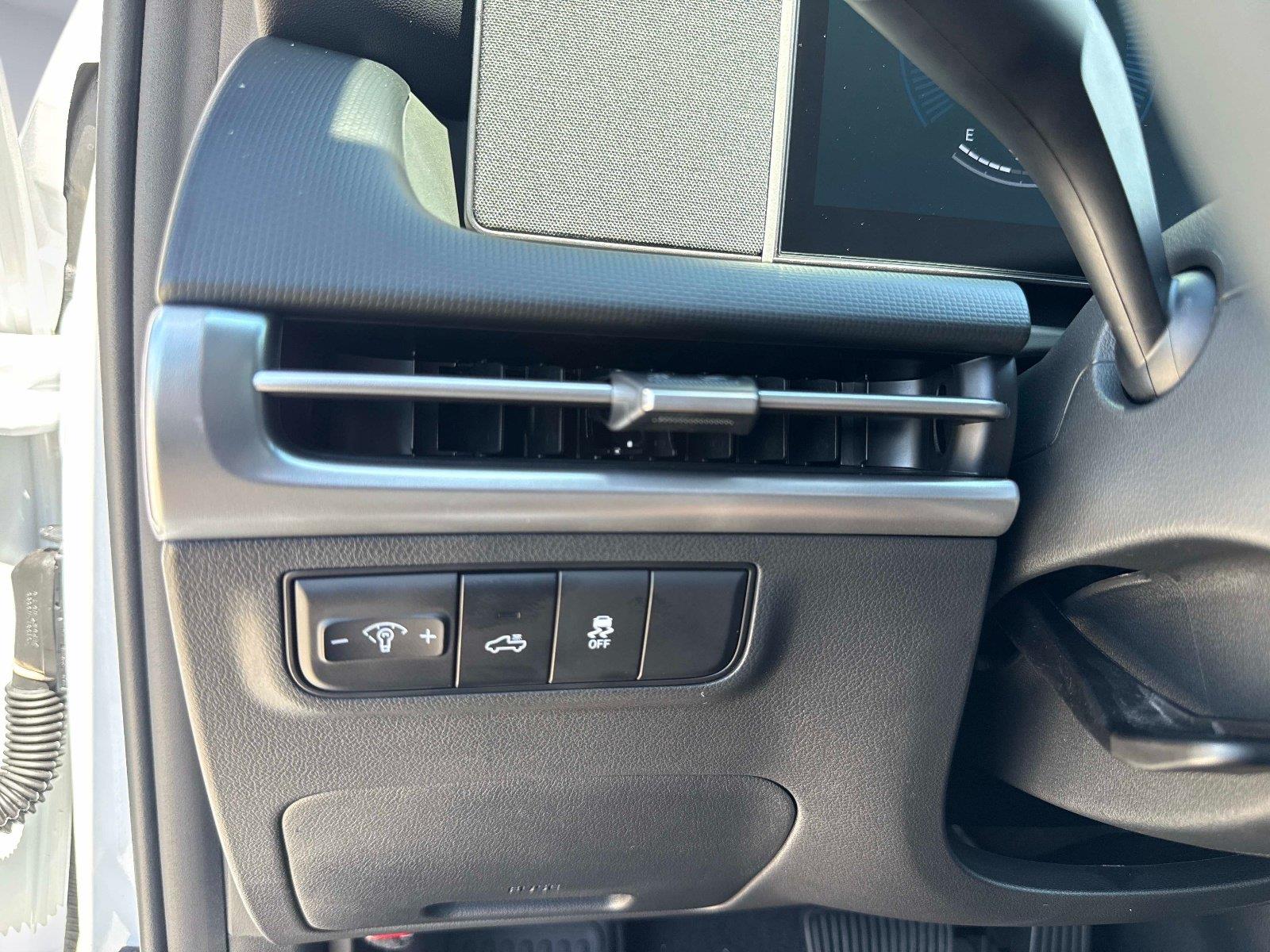2027 Hyundai Santa Cruz SE