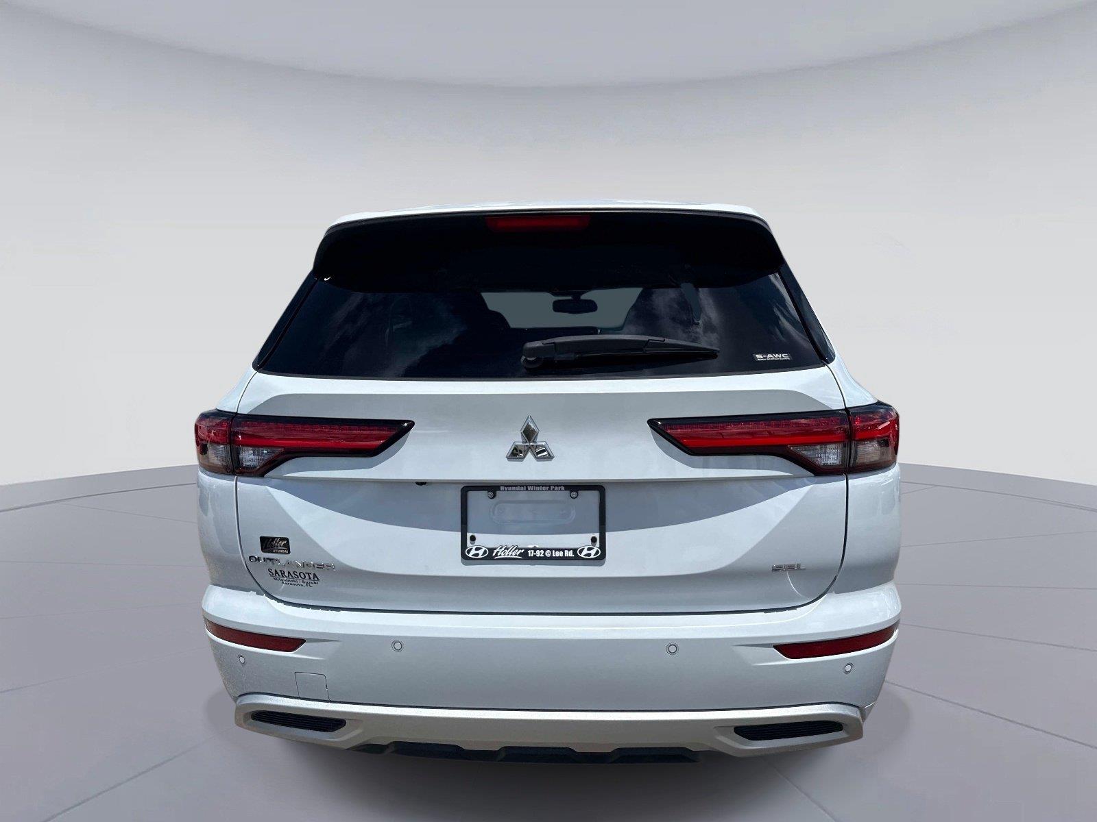 2024 Mitsubishi Outlander SEL