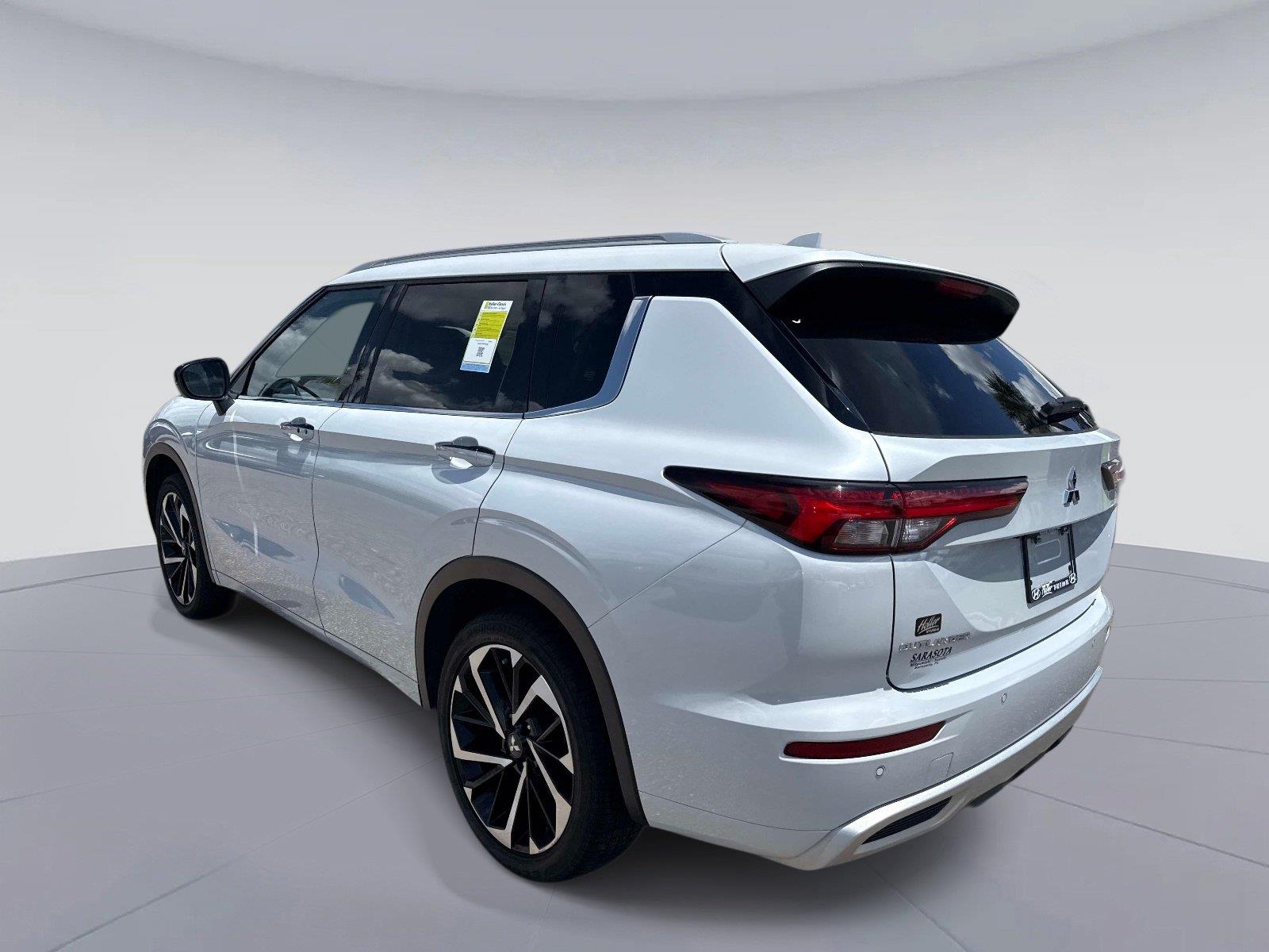 2024 Mitsubishi Outlander SEL