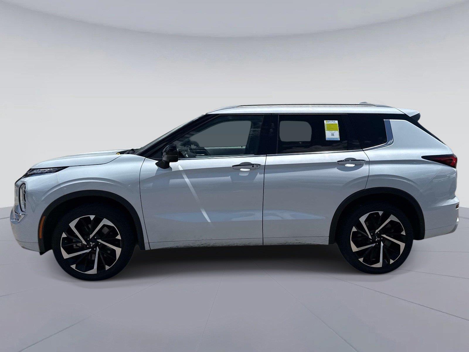 2024 Mitsubishi Outlander SEL