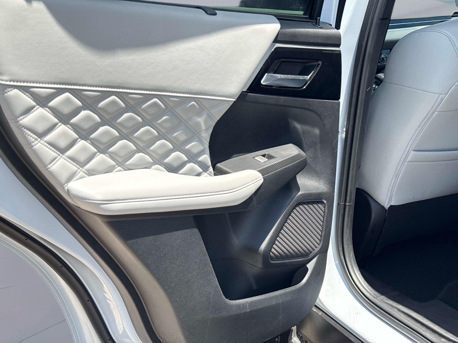 2024 Mitsubishi Outlander SEL