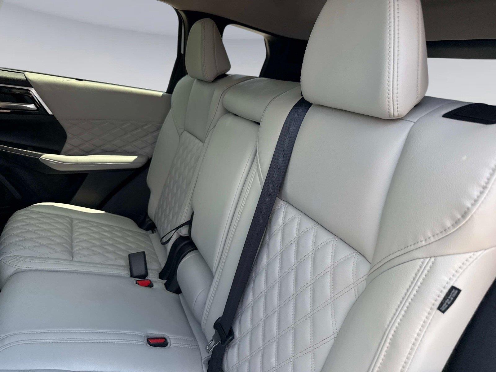 2024 Mitsubishi Outlander SEL