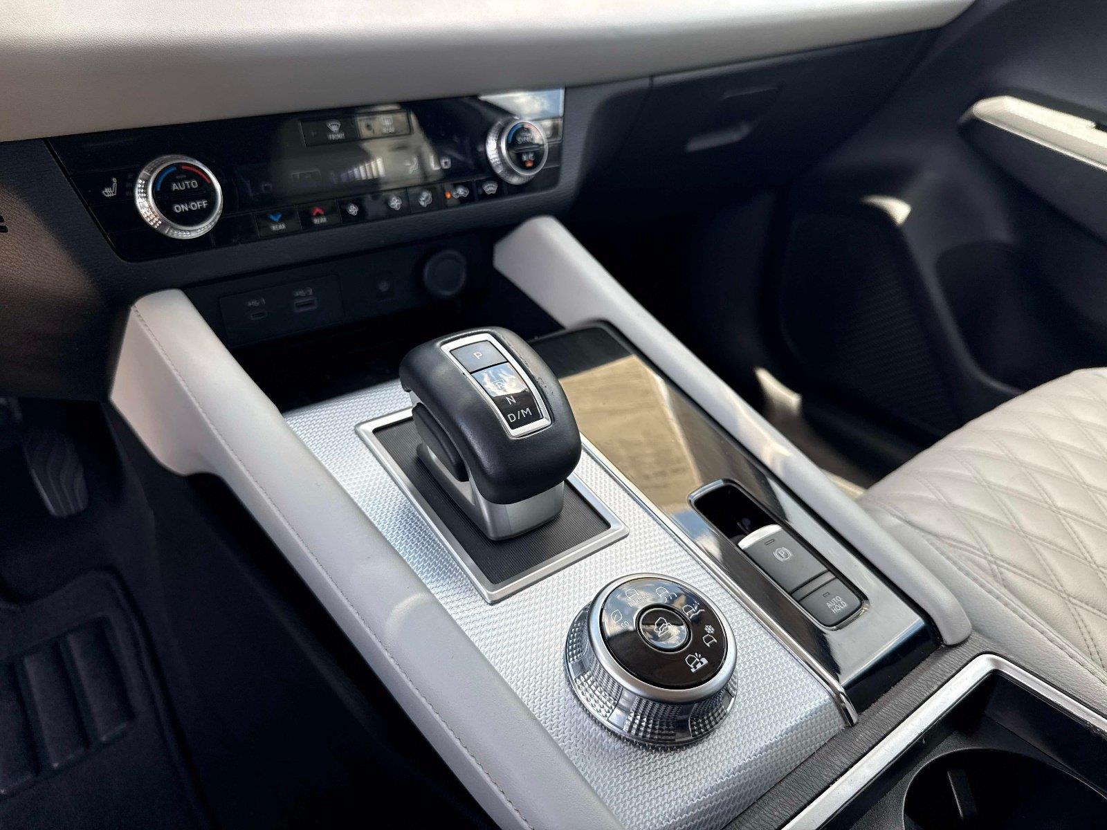 2024 Mitsubishi Outlander SEL