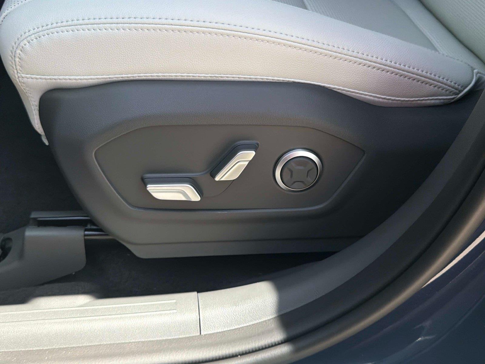 2027 Hyundai Santa Fe Hybrid Limited 6P