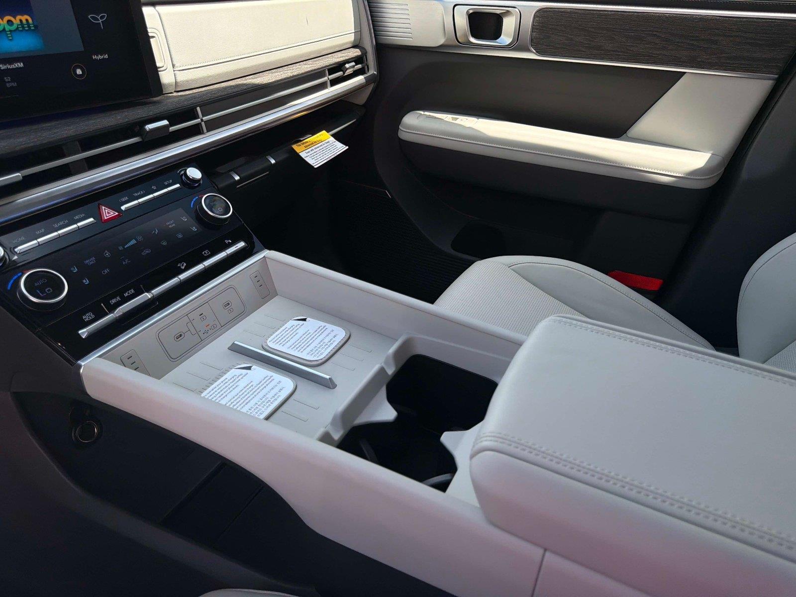 2027 Hyundai Santa Fe Hybrid Limited 6P