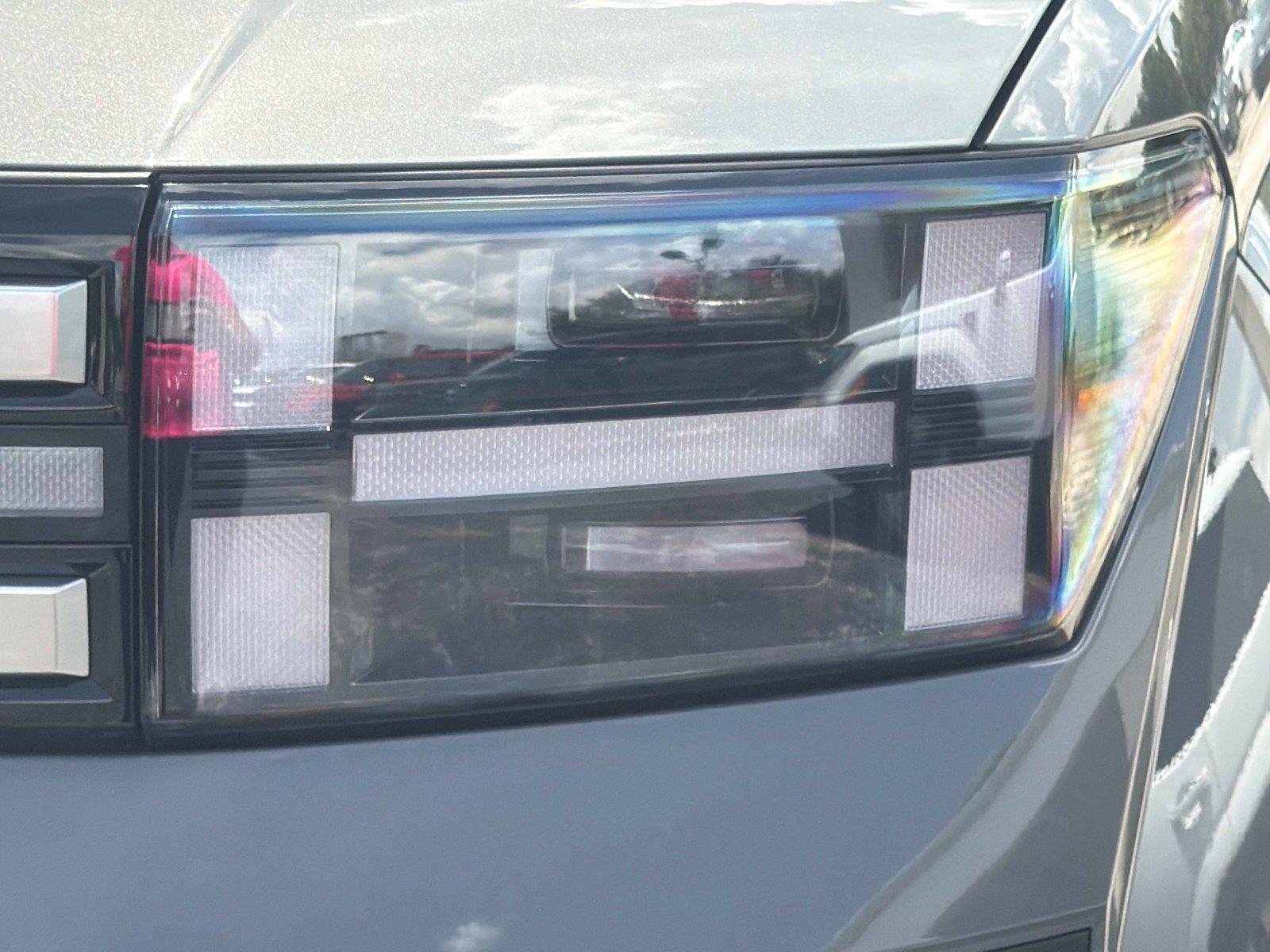 2027 Hyundai Santa Fe Hybrid Limited 7P