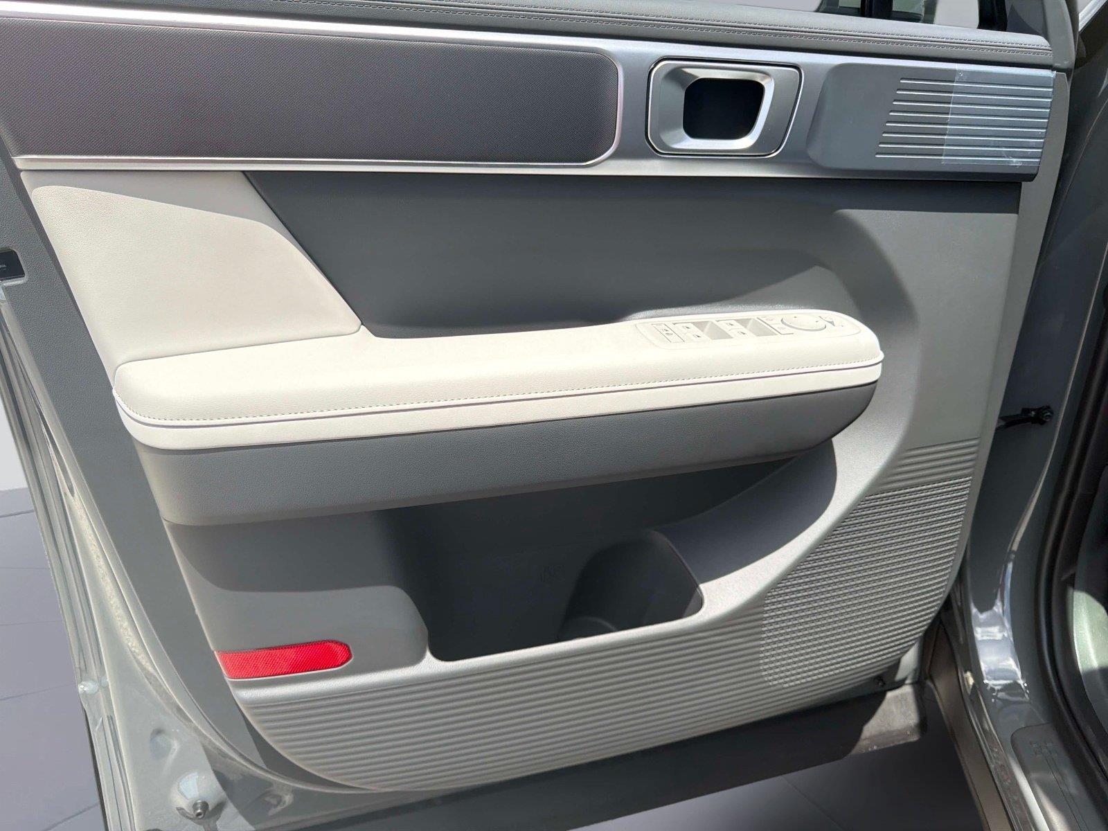 2027 Hyundai Santa Fe Hybrid Limited 7P