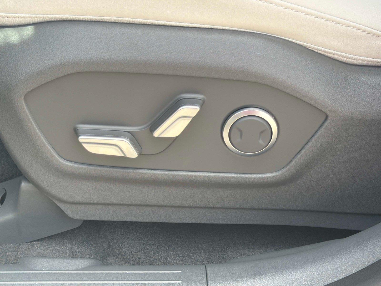 2027 Hyundai Santa Fe Hybrid Limited 7P