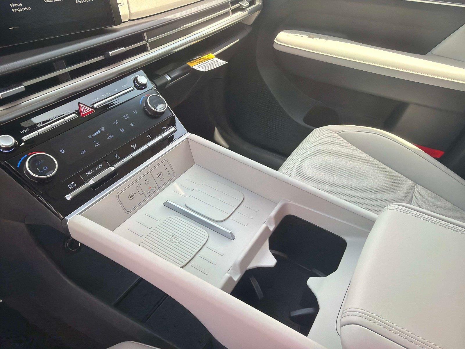 2027 Hyundai Santa Fe Hybrid Limited 7P