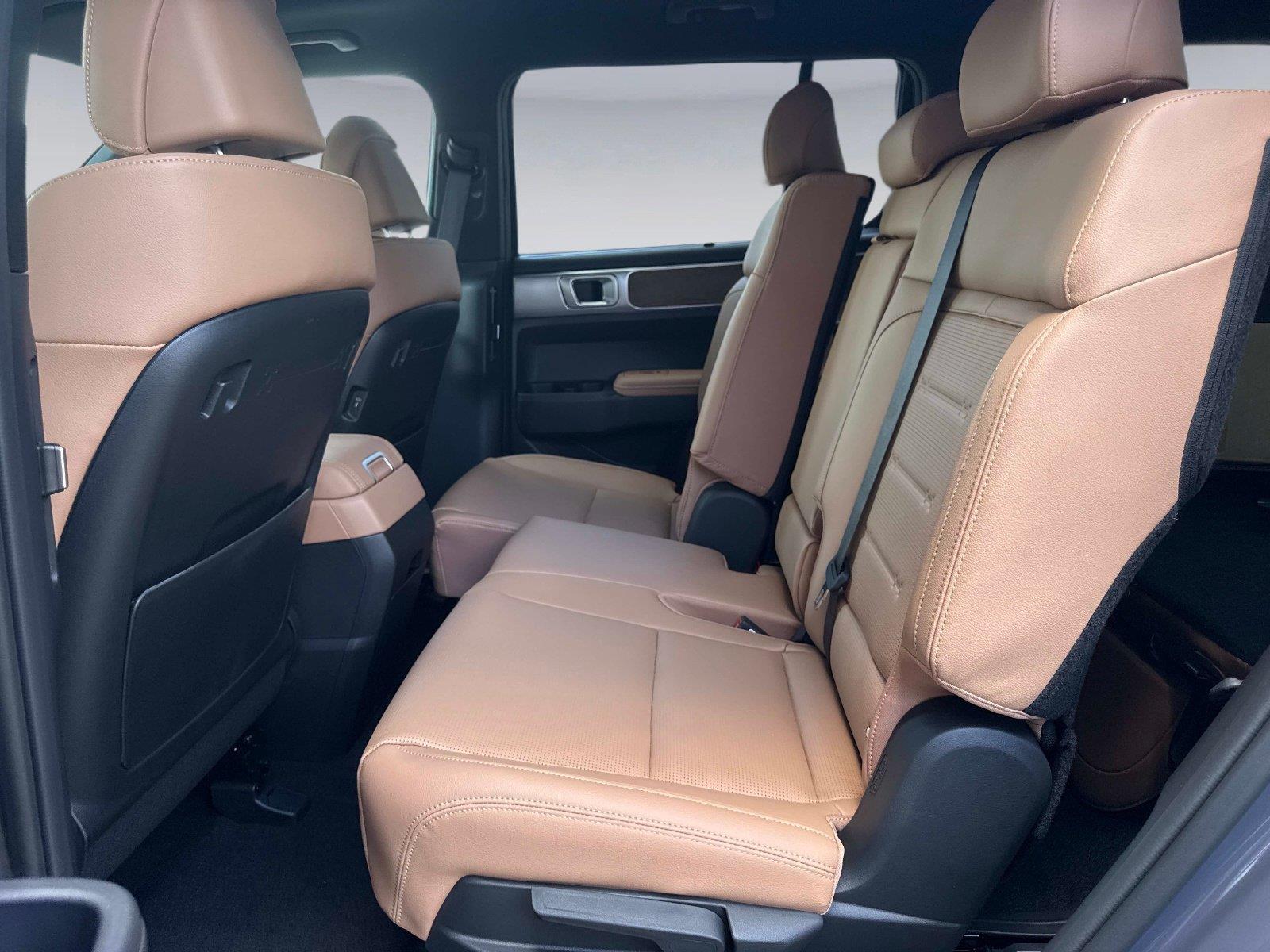 2027 Hyundai Santa Fe Hybrid Limited 7P