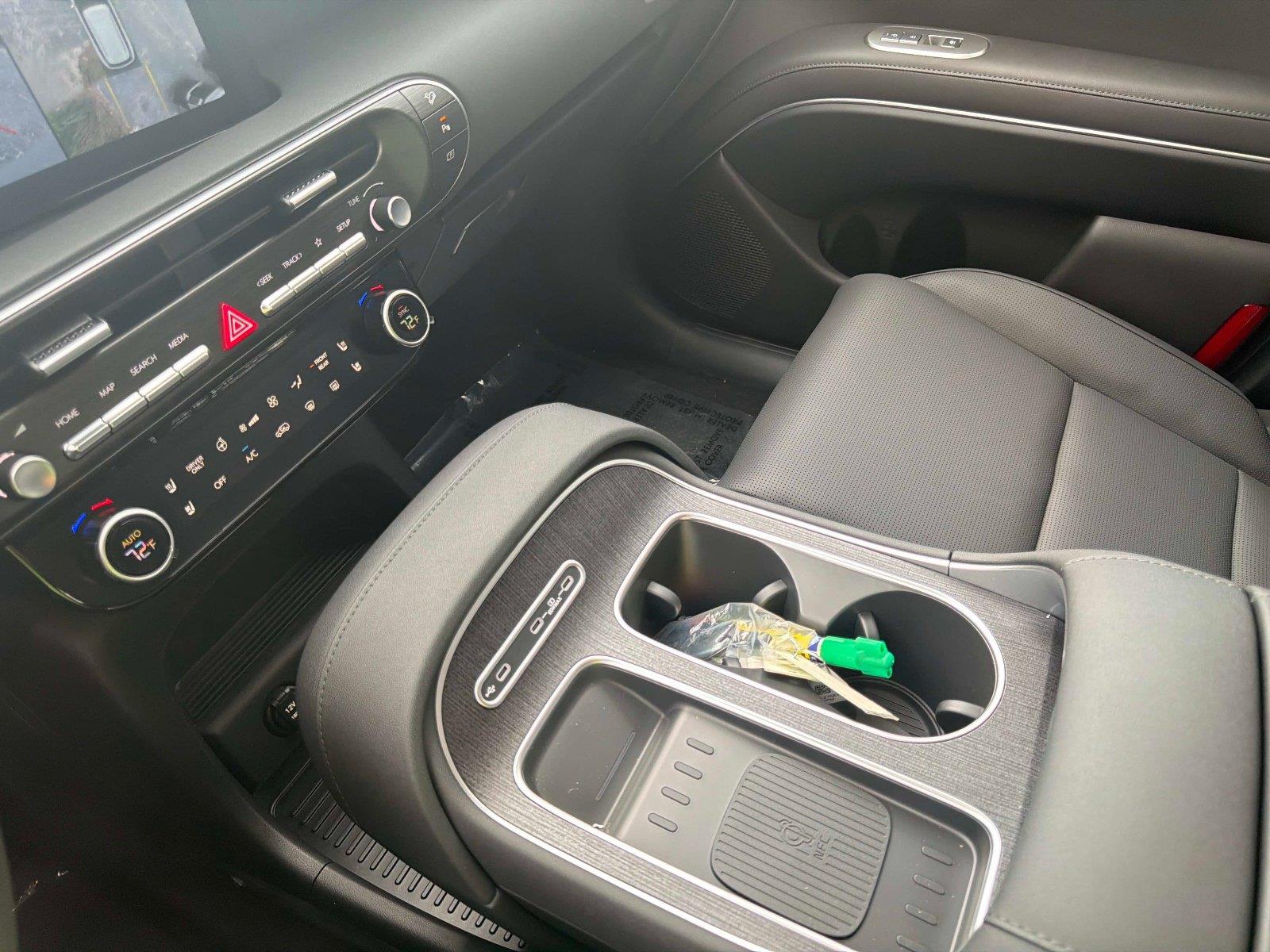 2027 Hyundai Palisade Hybrid SEL Premium 7P