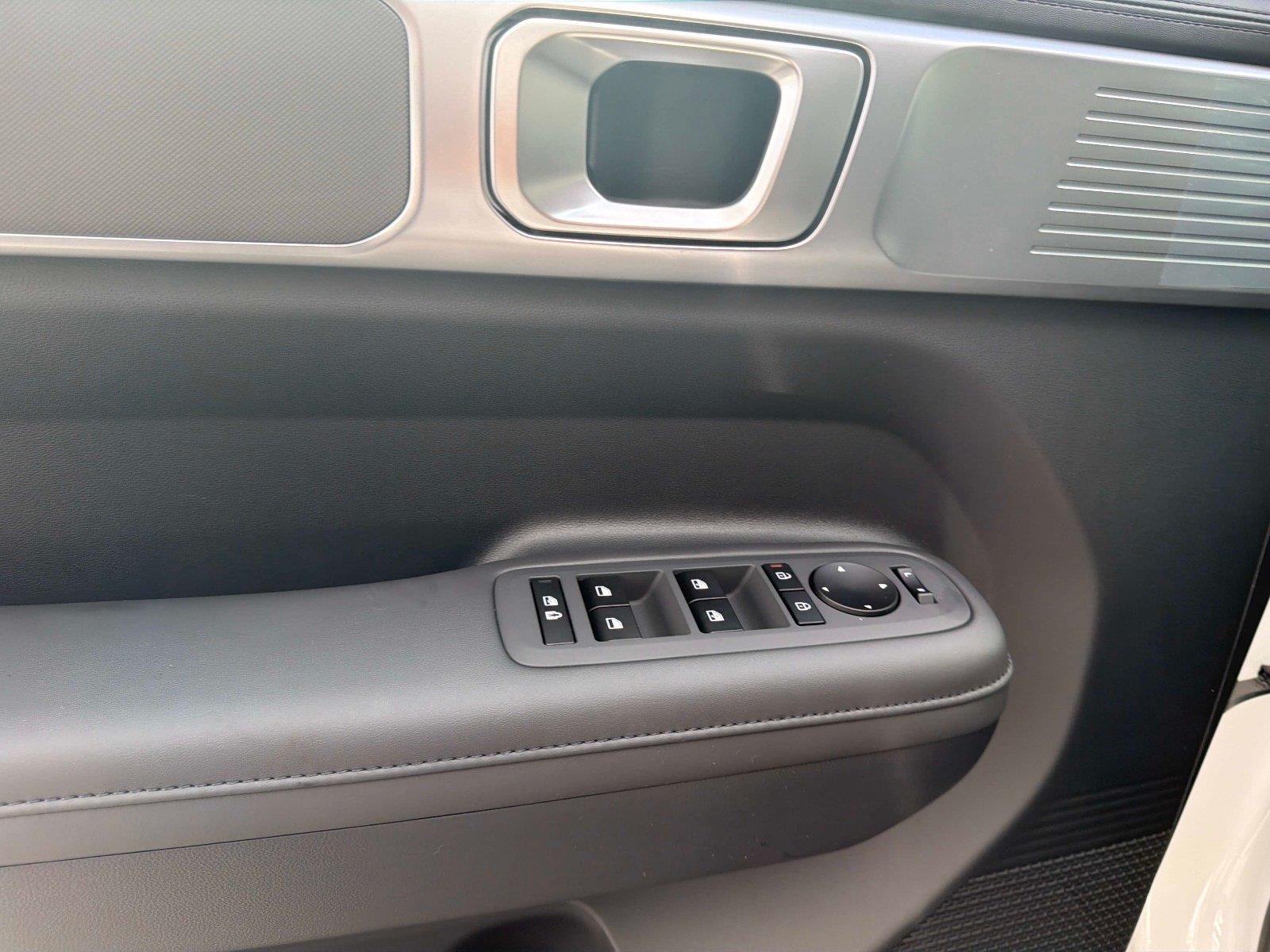 2027 Hyundai Santa Fe Hybrid SEL