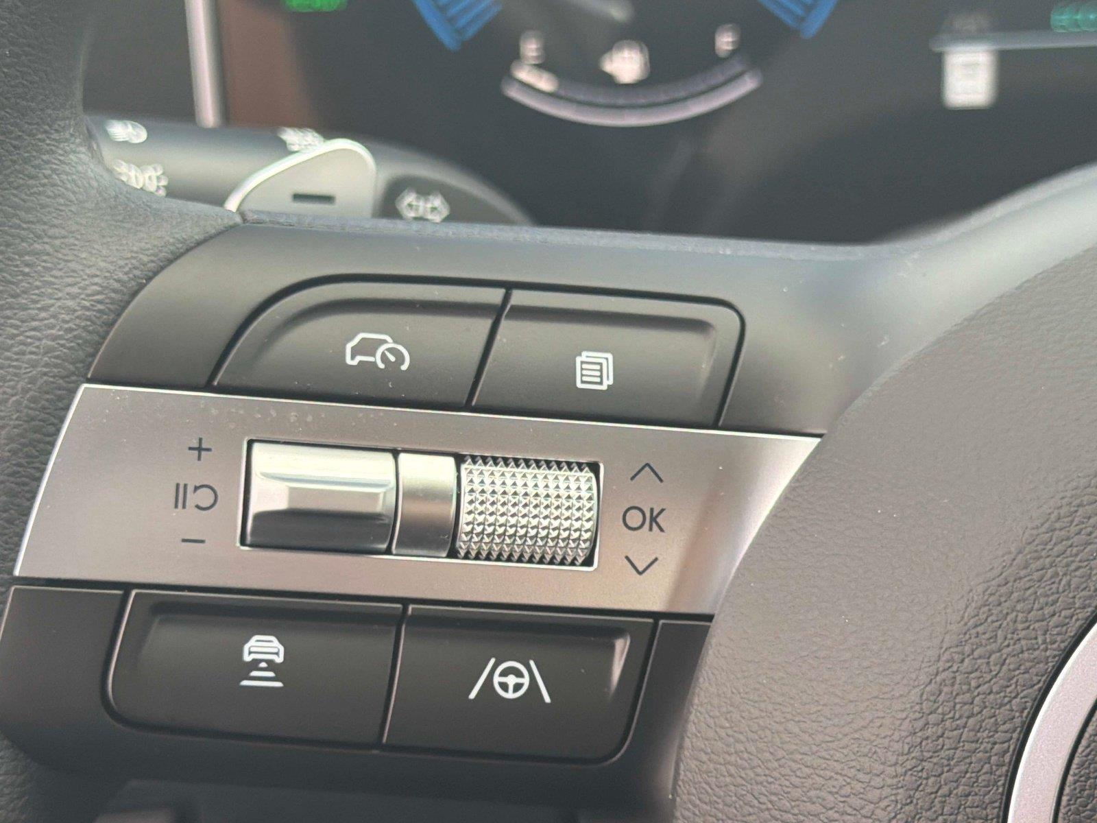 2026 Hyundai Tucson Hybrid SE