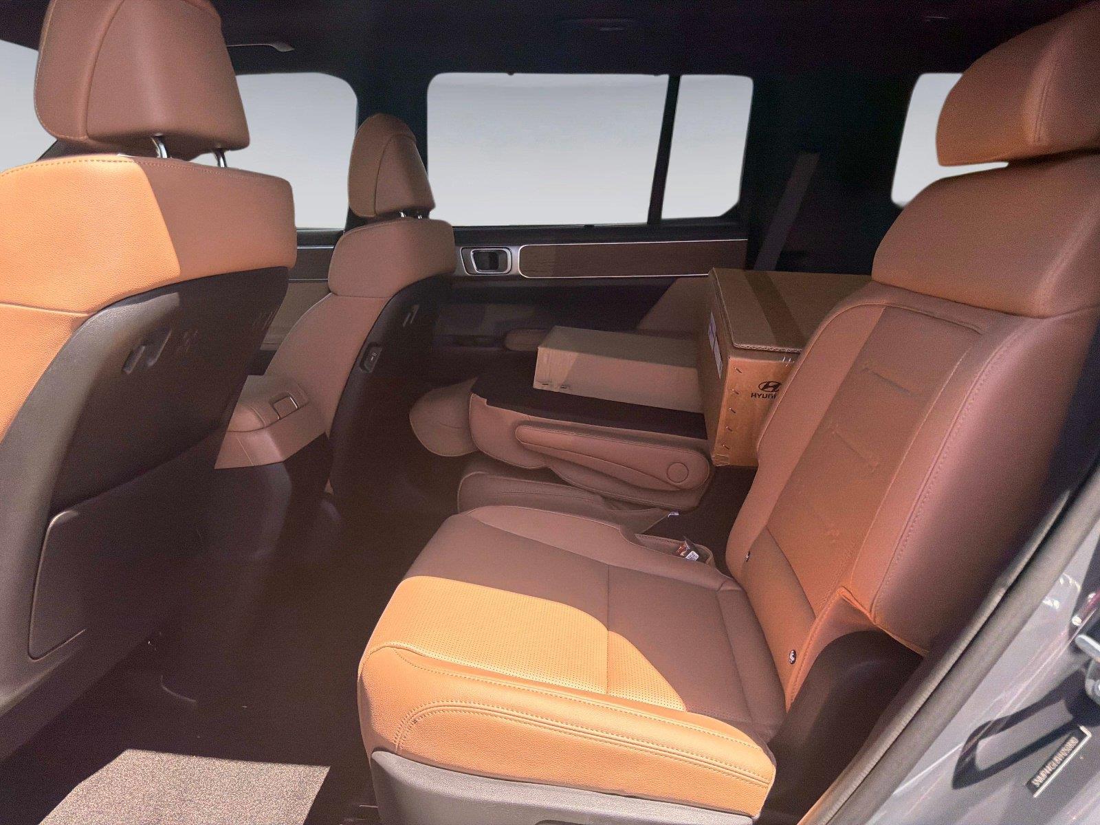 2027 Hyundai Santa Fe Limited 6P