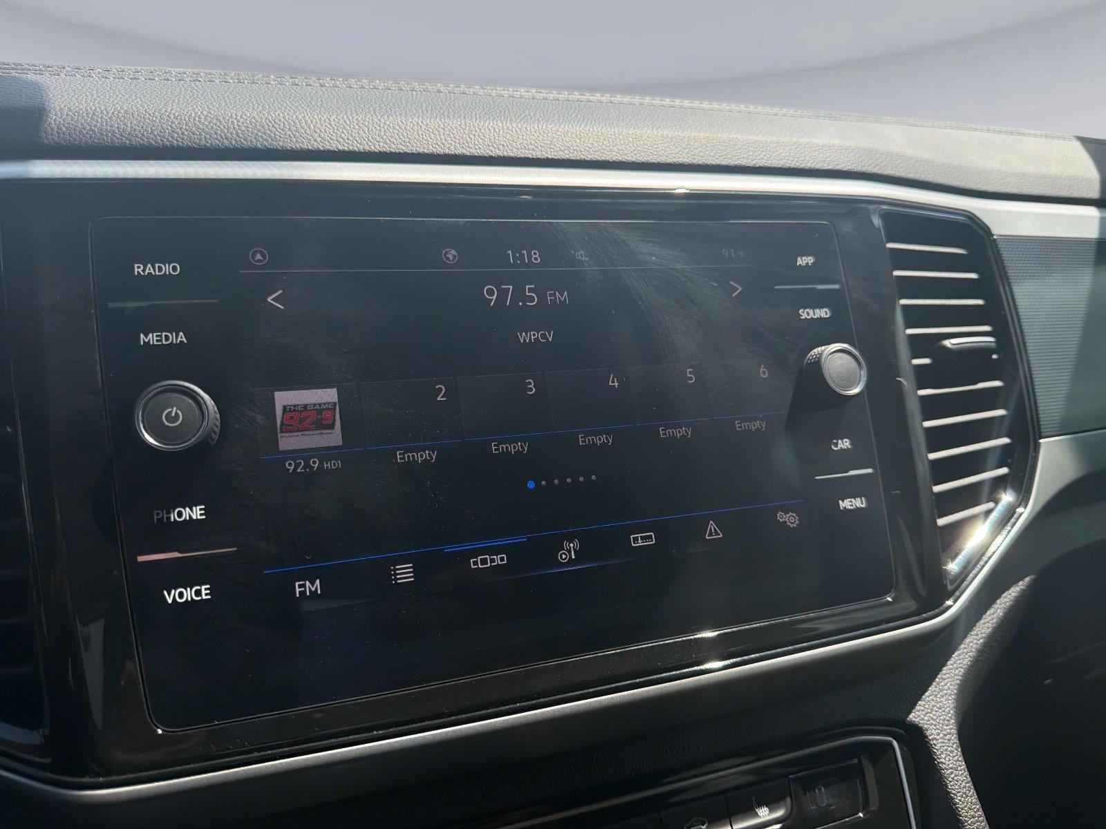 2023 Volkswagen Atlas Cross Sport 3.6L V6 SE w/Technology