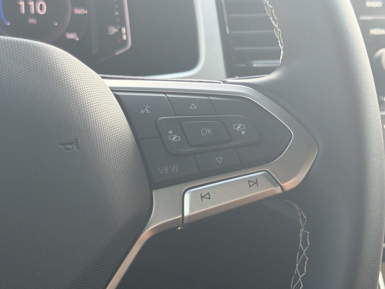 2023 Volkswagen Atlas Cross Sport 3.6L V6 SE w/Technology