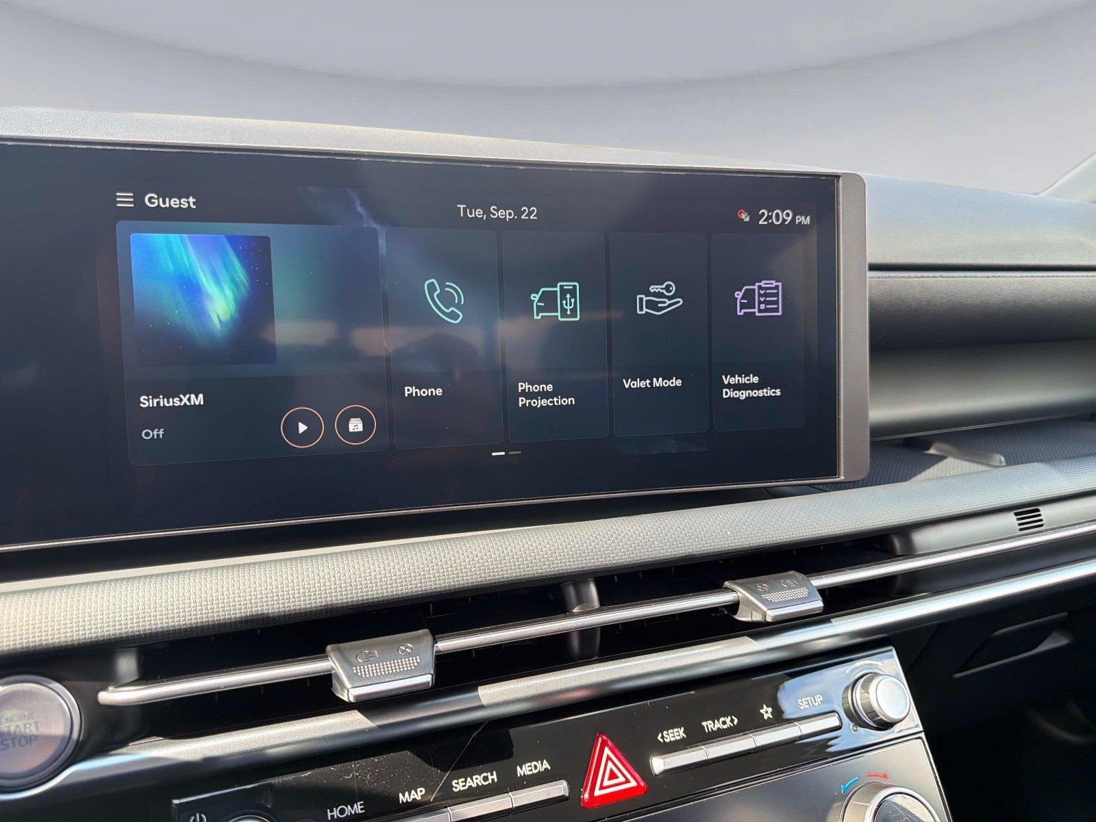 2027 Hyundai Santa Cruz SEL Activity