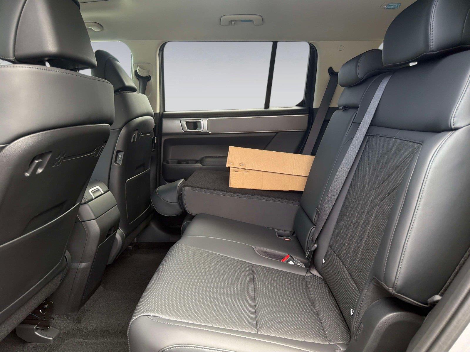 2027 Hyundai Santa Fe SEL