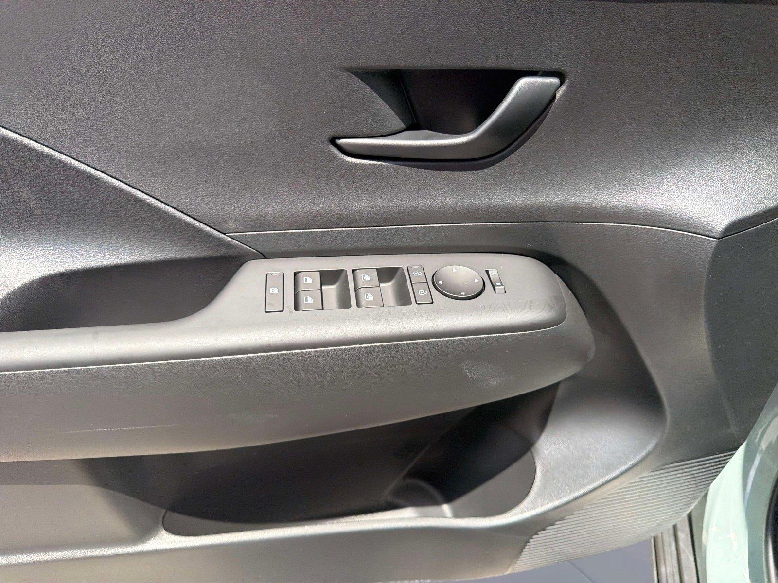 2027 Hyundai Kona SEL Premium