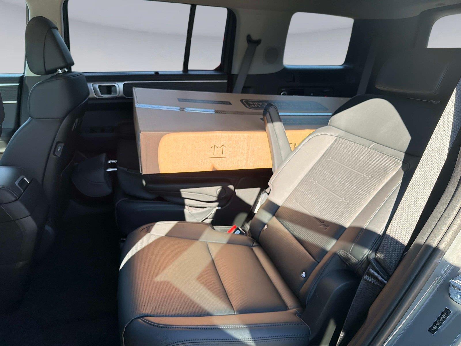 2027 Hyundai Santa Fe Hybrid Limited 6P