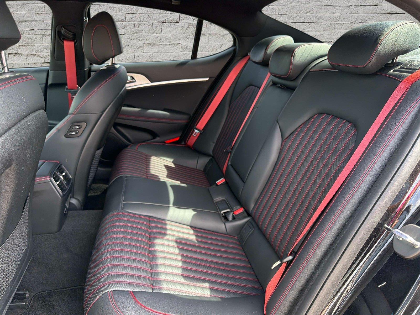 2023 Genesis G70 3.3T